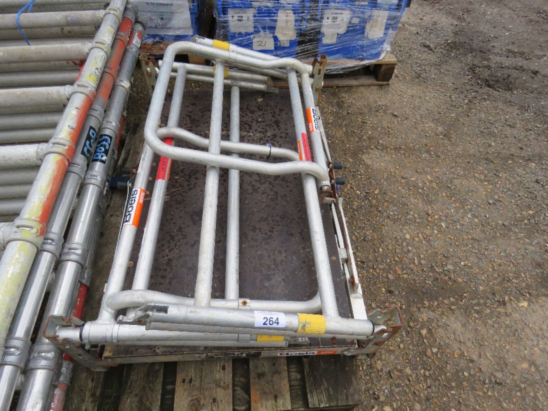 ALUMINIUM STEP UP WORK PLATFORM. THIS LOT IS SOLD UNDER THE AUCTIONEERS MARGIN SCHEME, THEREFORE