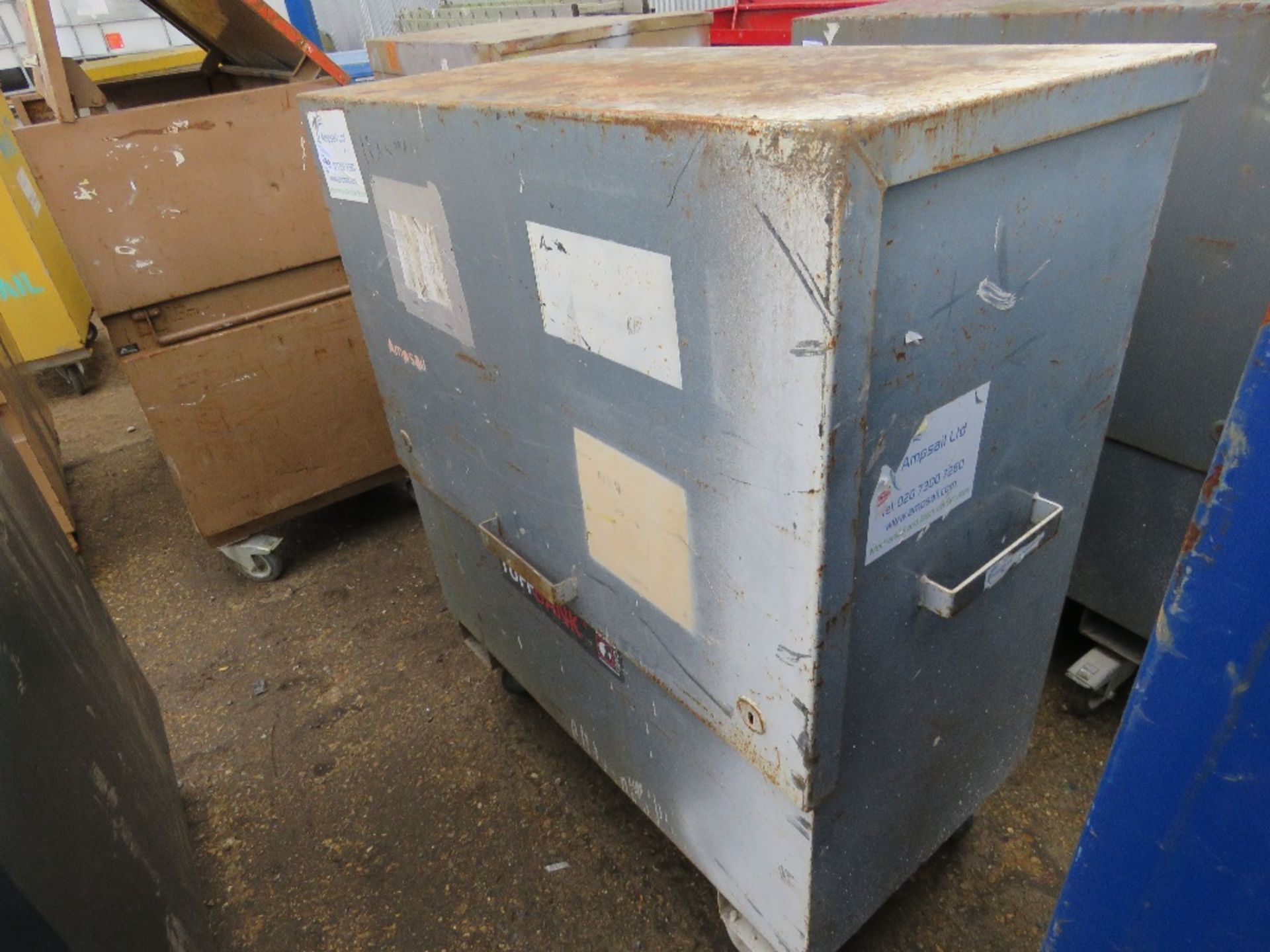 ARMORGARD TUFFBANK HEAVY DUTY TOOL VAULT / TOOL BOX, LOCKED, NO KEYS. SOURCED FROM COMPANY LIQUIDATI - Image 2 of 3