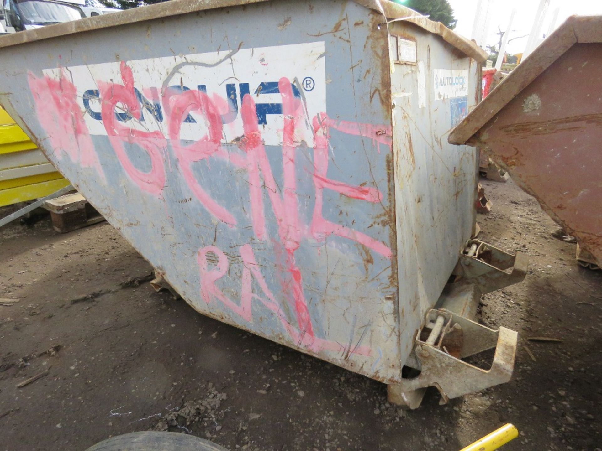 CONQUIP TELEHANDLER FORKLIFT SKIP.