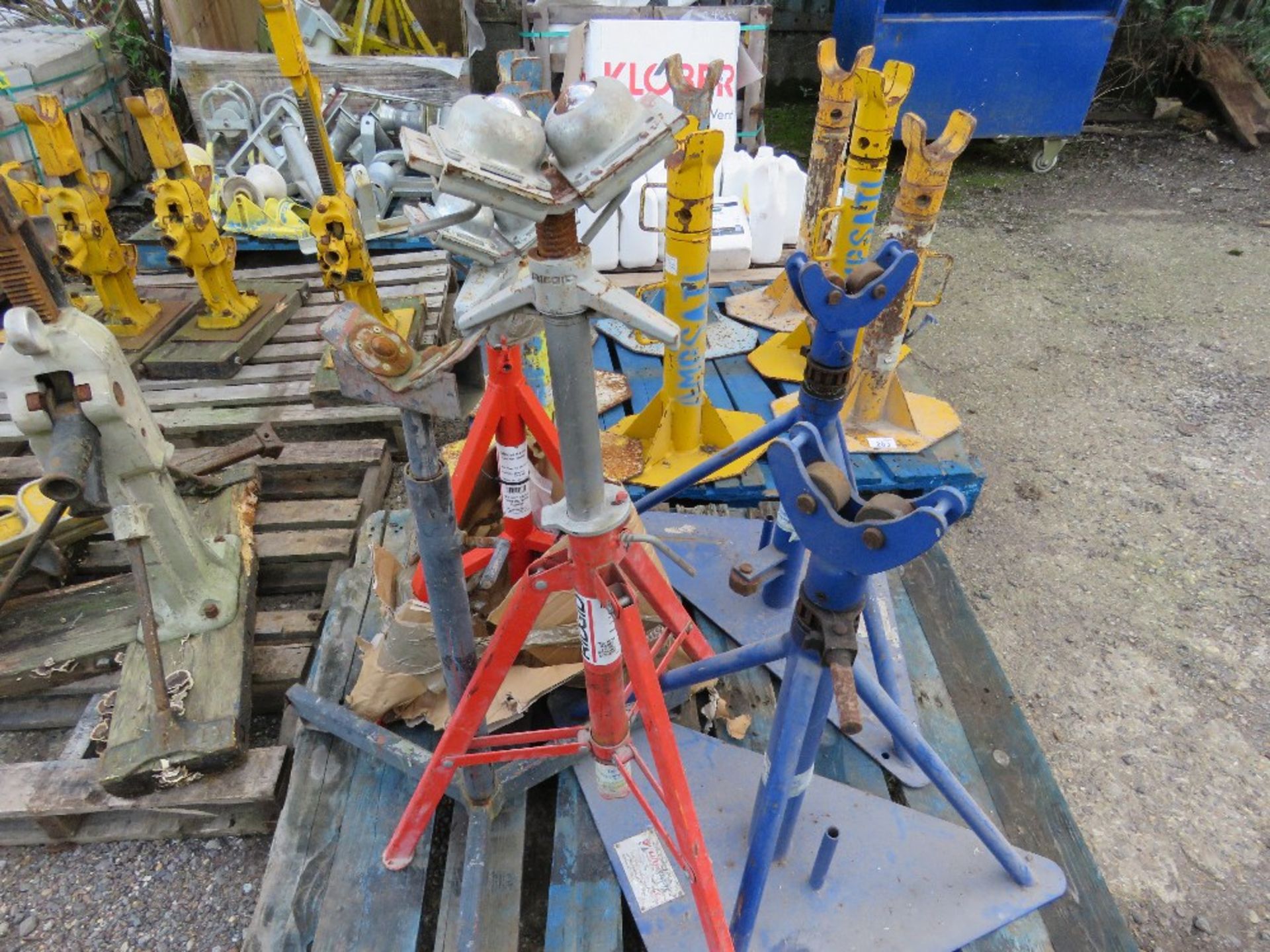 5NO ADJUSTABLE PIPE STANDS. SOURCED FROM COMPANY LIQUIDATION. - Bild 2 aus 4