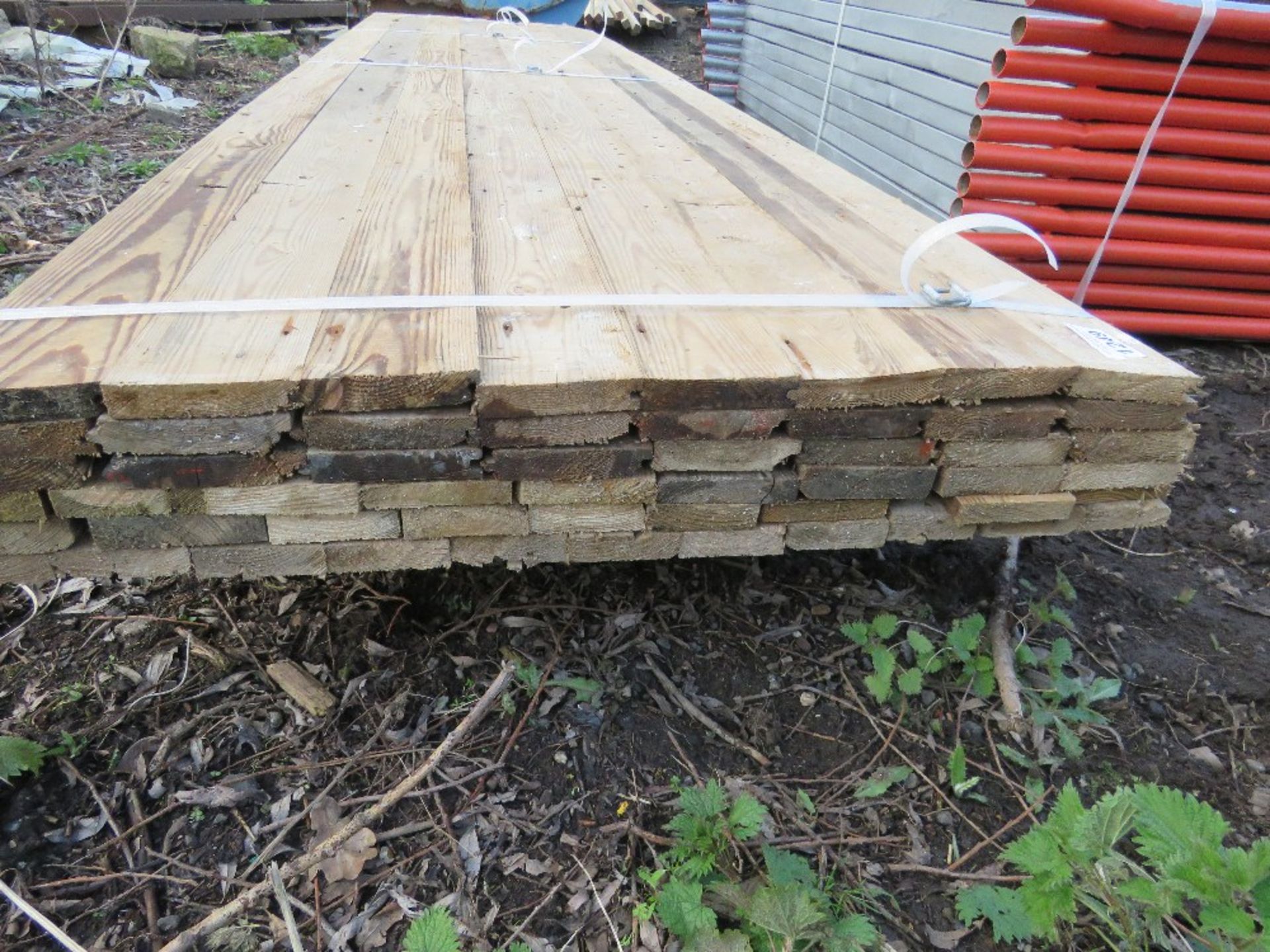 QUANTITY OF 4"TONGUE AND GROOVE BOARDS AND OTHERS 3.2-3.6M LENGTH APPROX.....THIS LOT IS SOLD UNDER - Image 2 of 3