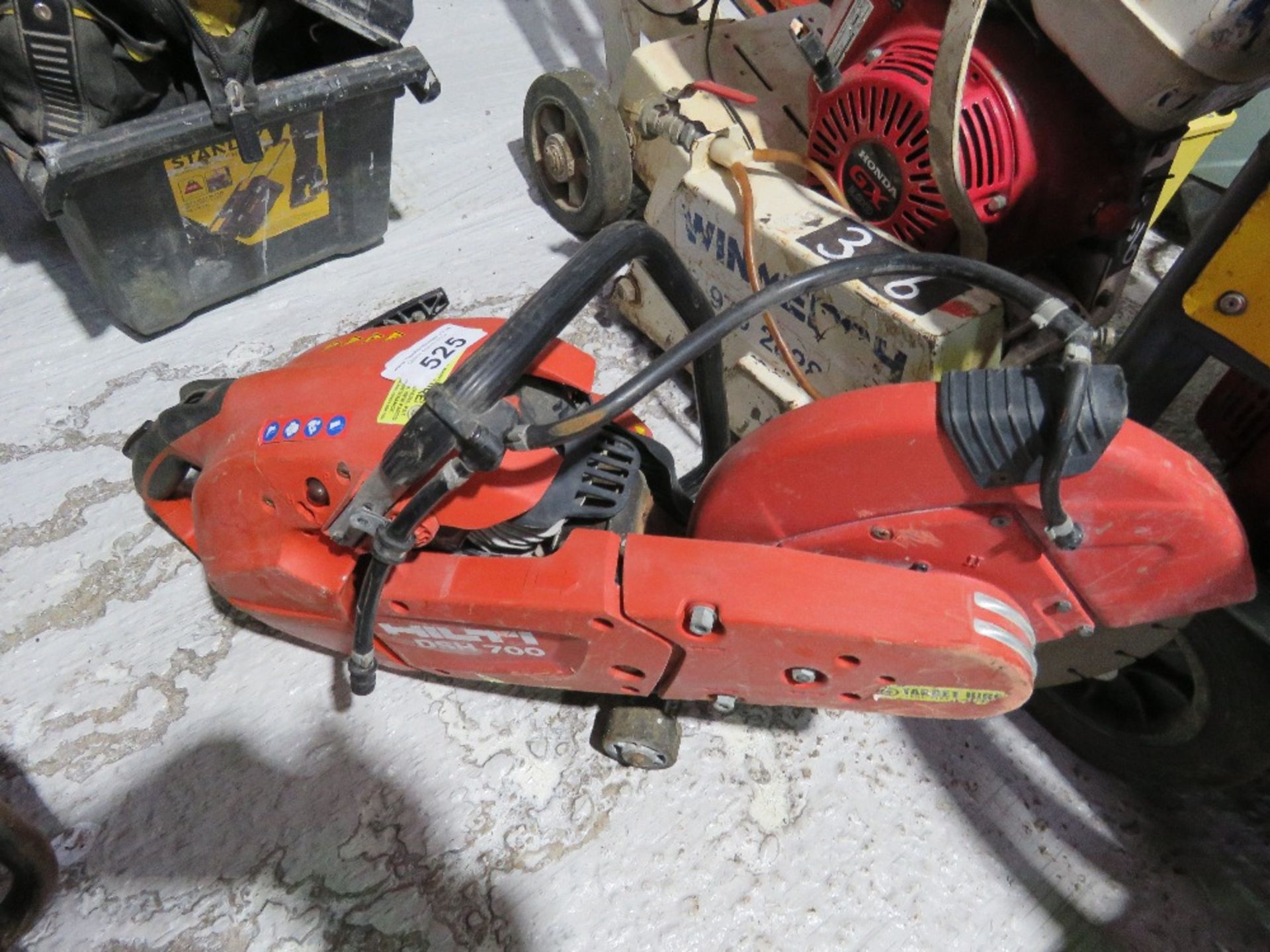 HILTI DSH700 PETROL ENGINED CUT OFF SAW WITH BLADE. SOURCED FROM LOCAL DEPOT CLOSURE. - Image 2 of 4