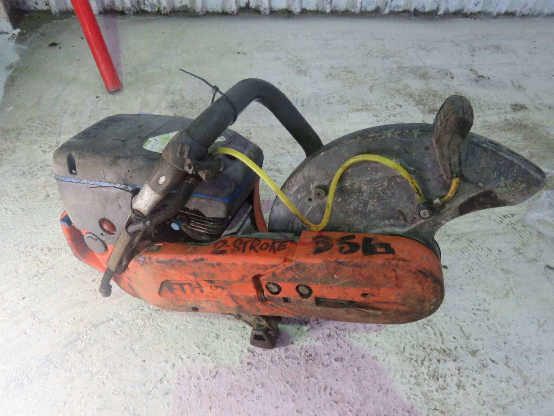 HUSQVARNA PETROL ENGINED CUT OFF SAW. - Image 2 of 3