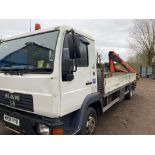 MAN 7.5TONNE DROP SIDE FLAT LORRY REG:WX54 VYD. WITH PALFINGER PEU7001 REAR MOUNTED CRANE. V5 DOCUME