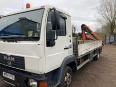 MAN 7.5TONNE DROP SIDE FLAT LORRY REG:WX54 VYD. WITH PALFINGER PEU7001 REAR MOUNTED CRANE. V5 DOCUME