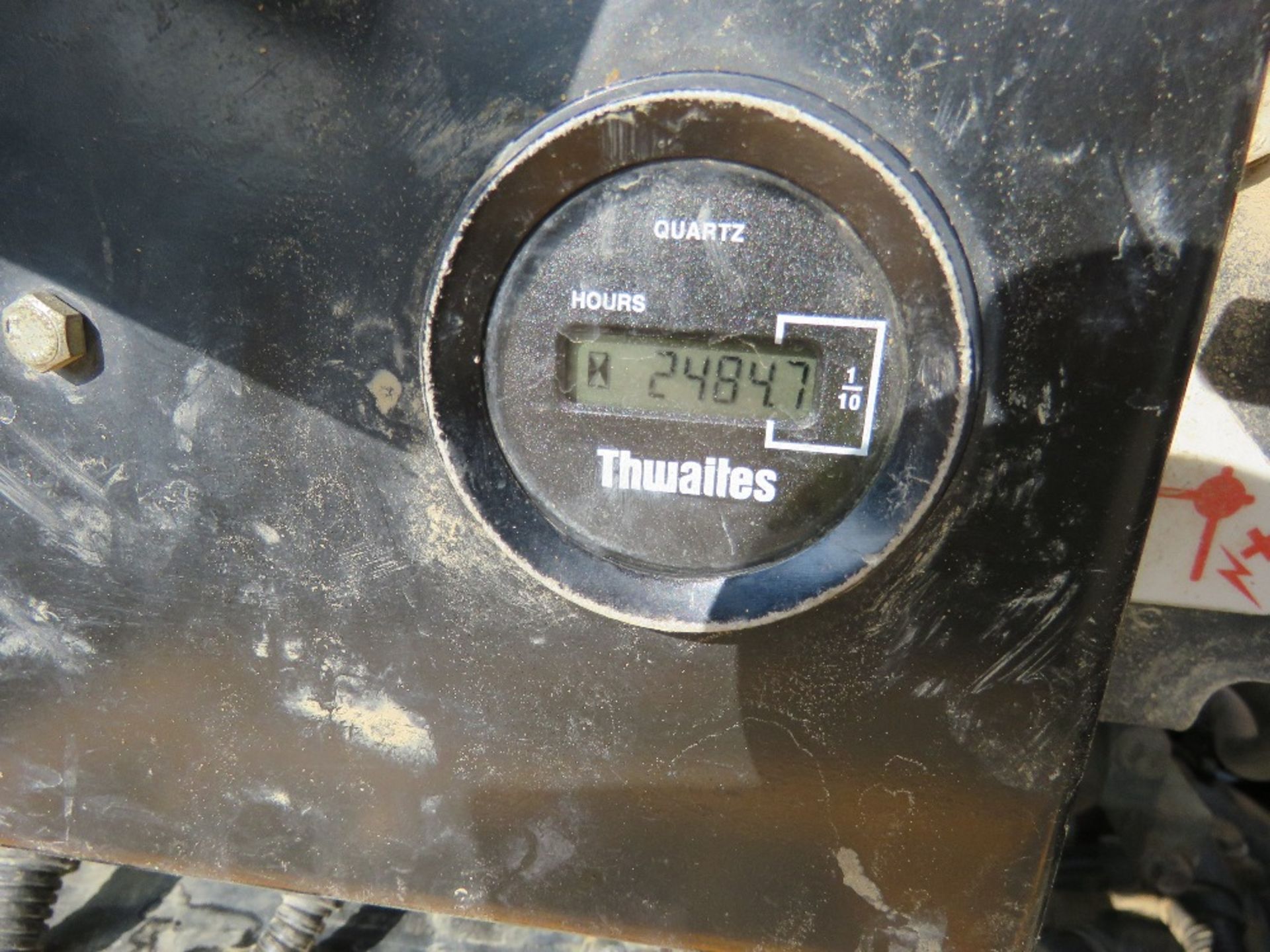 THWAITES 3 TONNE SITE DUMPER YEAR 2012 BUILD. 2484 REC HOURS. SN:SLCM570Z1206C1578. DIRECT FROM LOC - Bild 9 aus 10