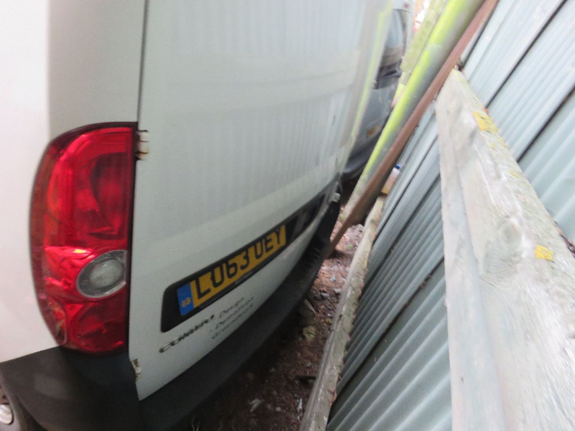 VAUXHALL COMBO PANEL VAN REG:LO63 UEY. WITH V5. MOT RECENTLY EXPIRED. SOURCED FROM COMPANY LIQUIDATI - Image 5 of 5