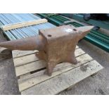 DOUBLE ENDED BLACKSMITH'S ANVIL 87CM TOTAL WIDTH APPROX.