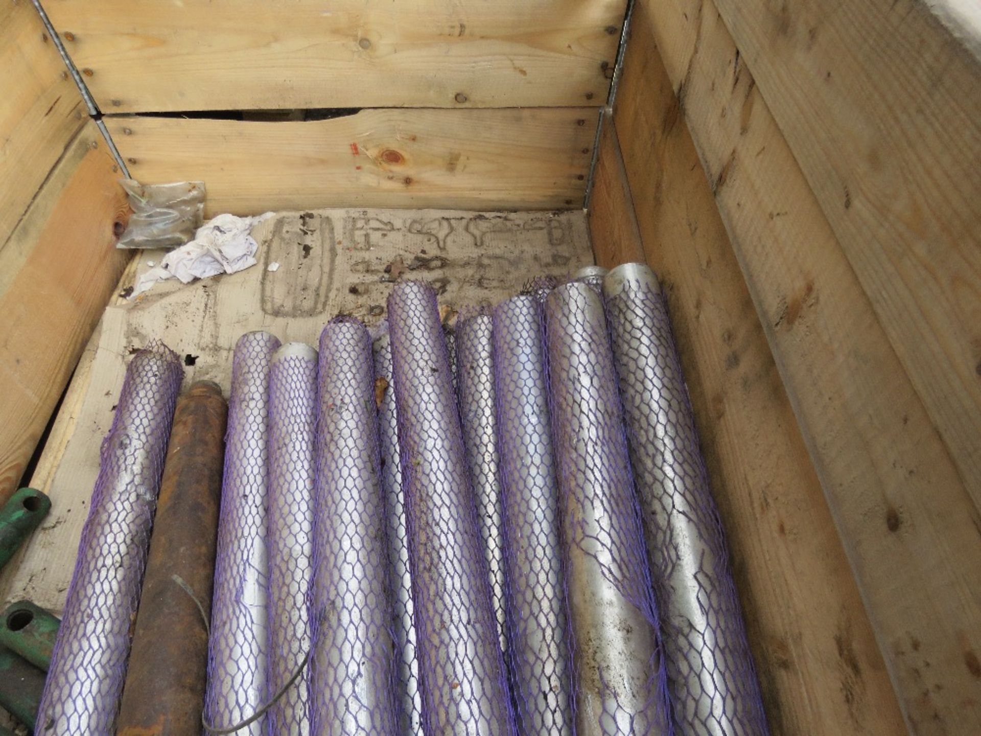 STILLAGE OF CYLINDER MOWER ROLLERS AND RAMS. - Image 4 of 6