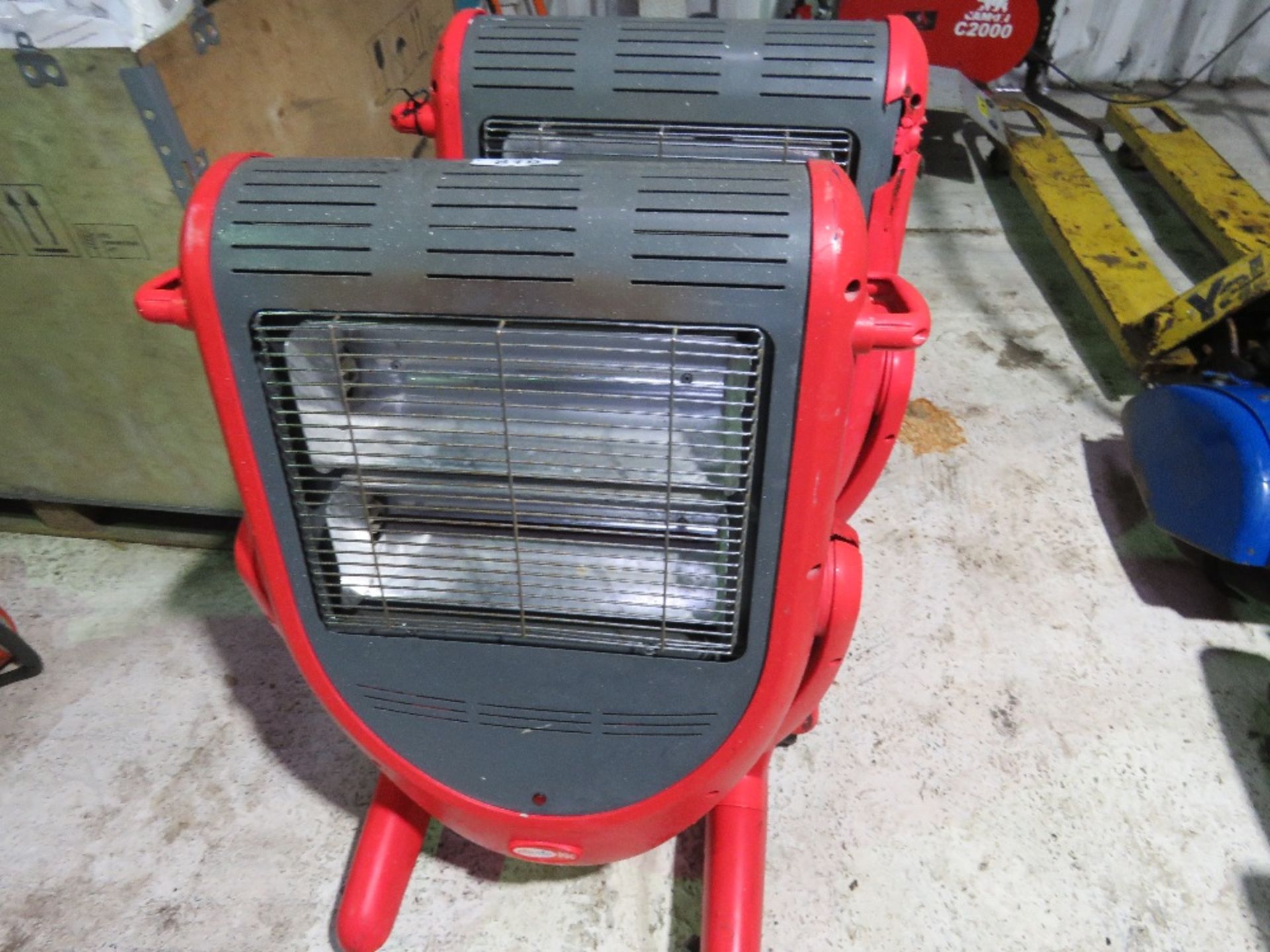 2NO 110VOLT RADIANT HEATERS.....THIS LOT IS SOLD UNDER THE AUCTIONEERS MARGIN SCHEME, THEREFORE NO V - Bild 3 aus 3