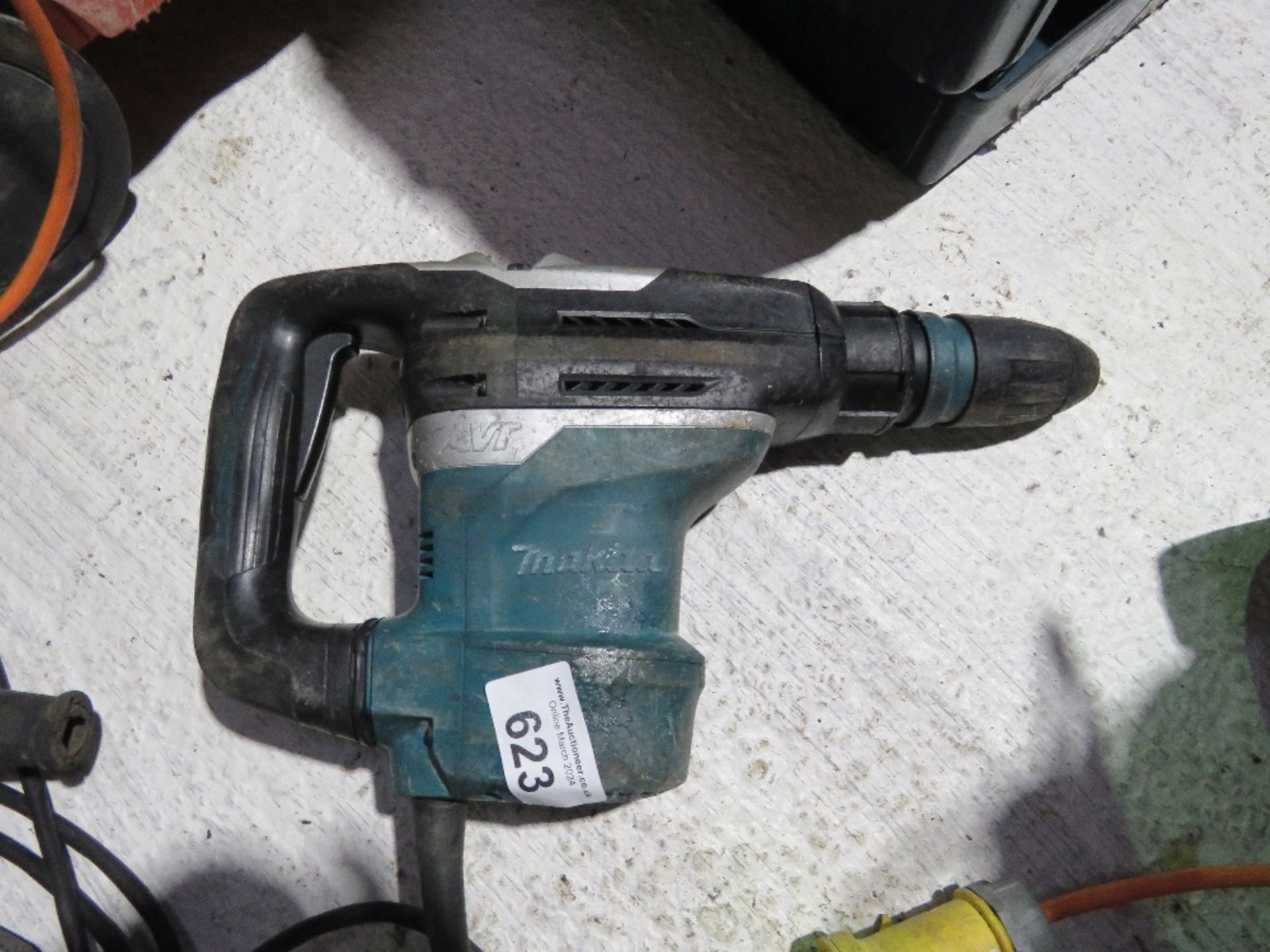 2NO MEDIUM BREAKER DRILLS, 110VOLT, MAKITA AND HILTI. - Image 2 of 4