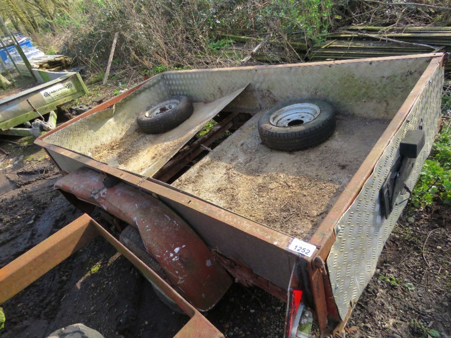 TWIN AXLED TRAILER, REQUIRES ATTENTION 4FT X 7FT APPROX. - Image 2 of 4