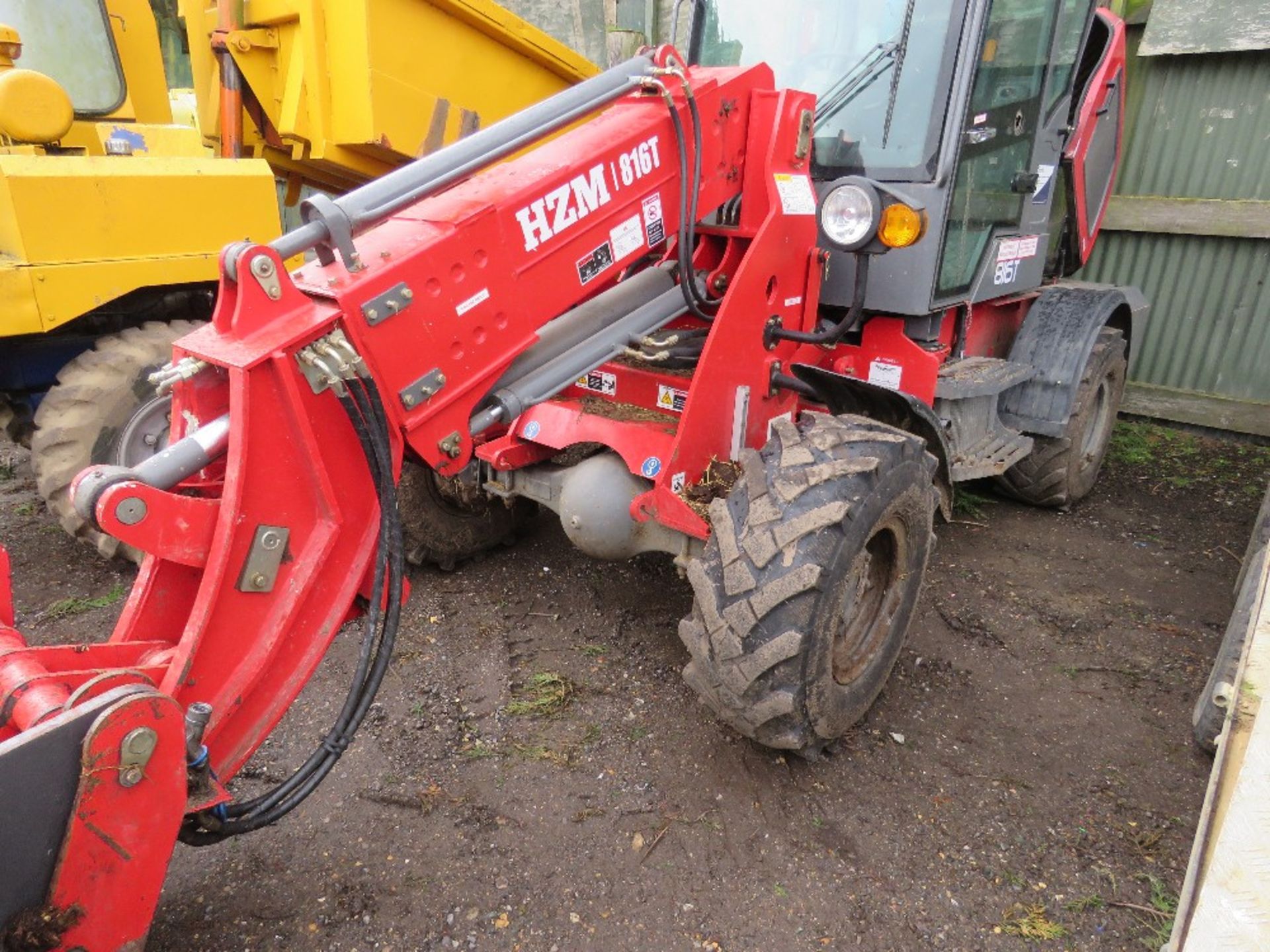 HZM 816T TELESCOPIC CENTRE PIVOT STEERING MATERIAL HANDLER YEAR 2021. 141 REC HOURS WITH BUCKET AND - Bild 6 aus 19