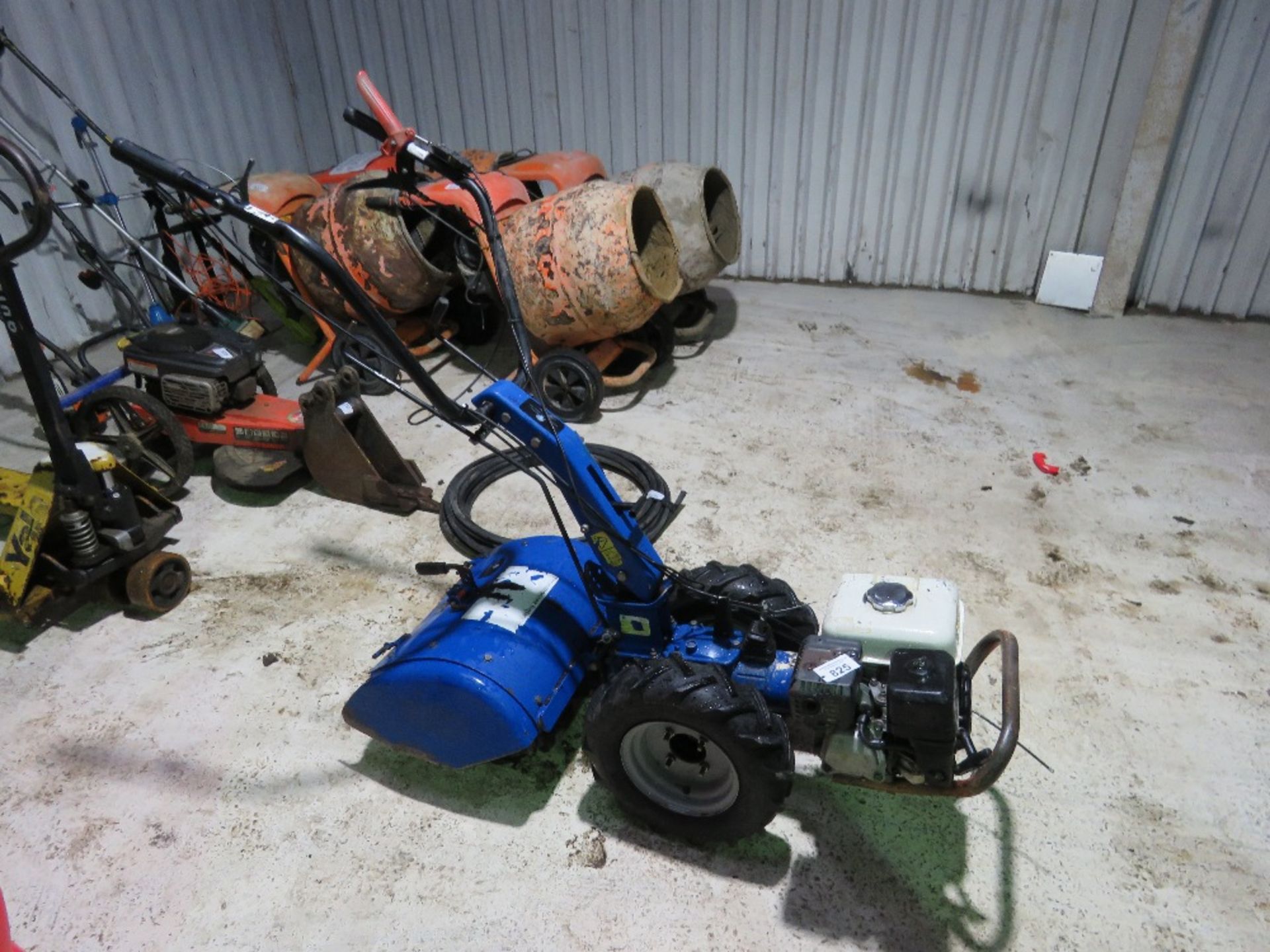 CAMON C8 PETROL ENGINED PROFESSIONAL ROTORVATOR.....THIS LOT IS SOLD UNDER THE AUCTIONEERS MARGIN SC - Image 2 of 7