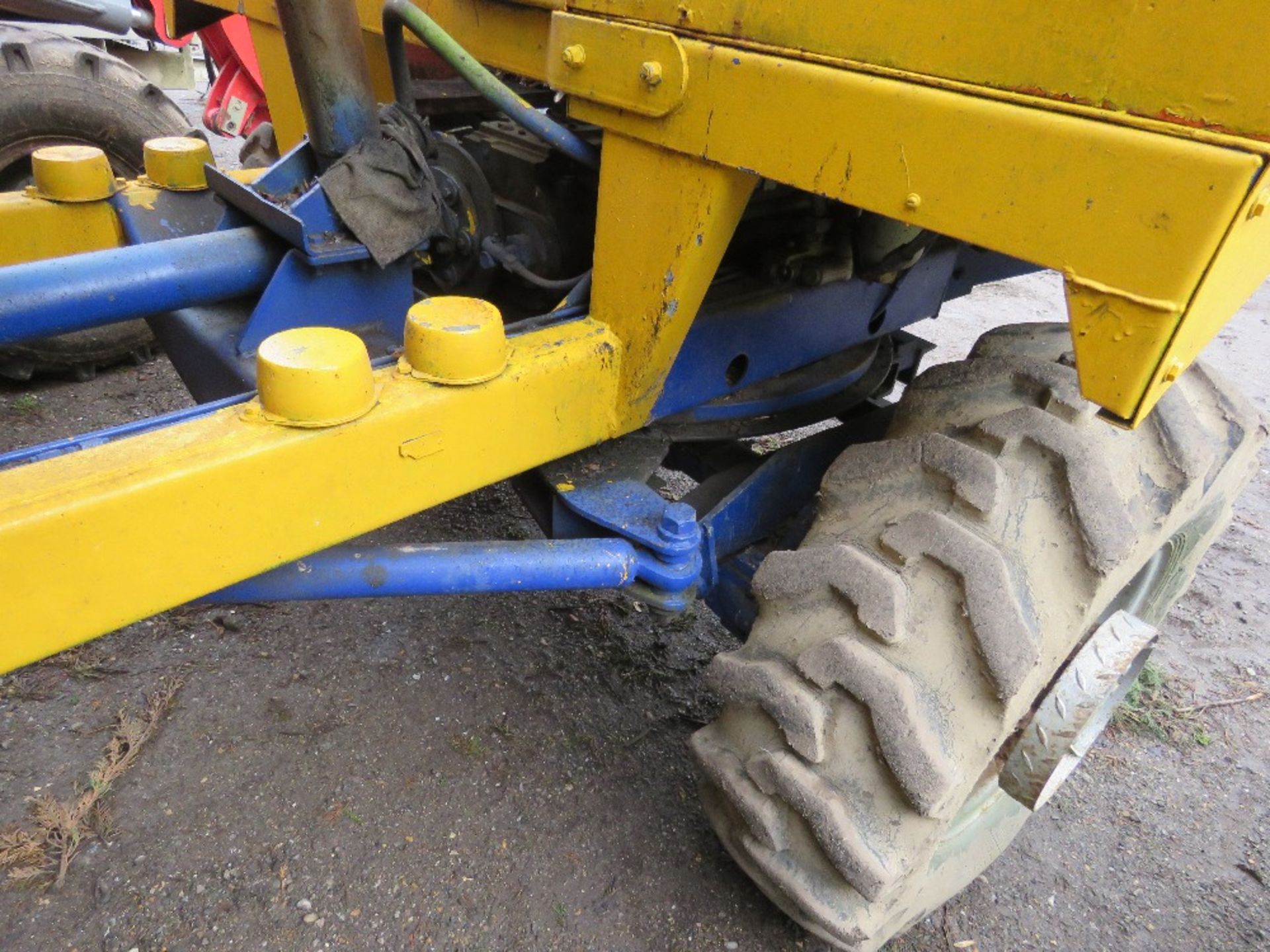 THWAITES ALLDRIVE FORWARD CONTROL DUMPER. 4 WHEEL STEER. WHEN TESTED WAS SEEN TO DRIVE, STEER AND TI - Image 8 of 14