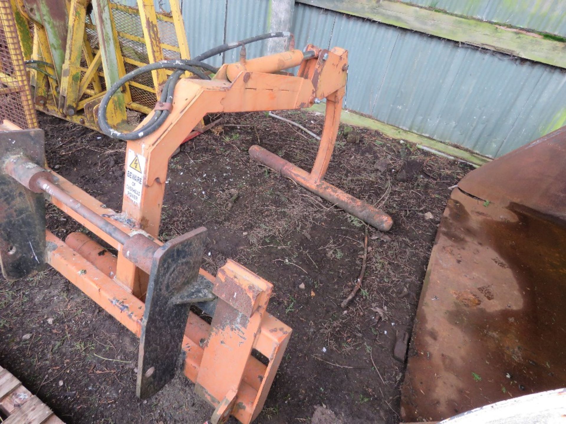 WRAPPED SILAGE BALE ATTACHMENT FOR TELEHANDLER, MANITOU STYLE BRACKETS. DIRECT EX LOCAL FARM. - Bild 6 aus 6