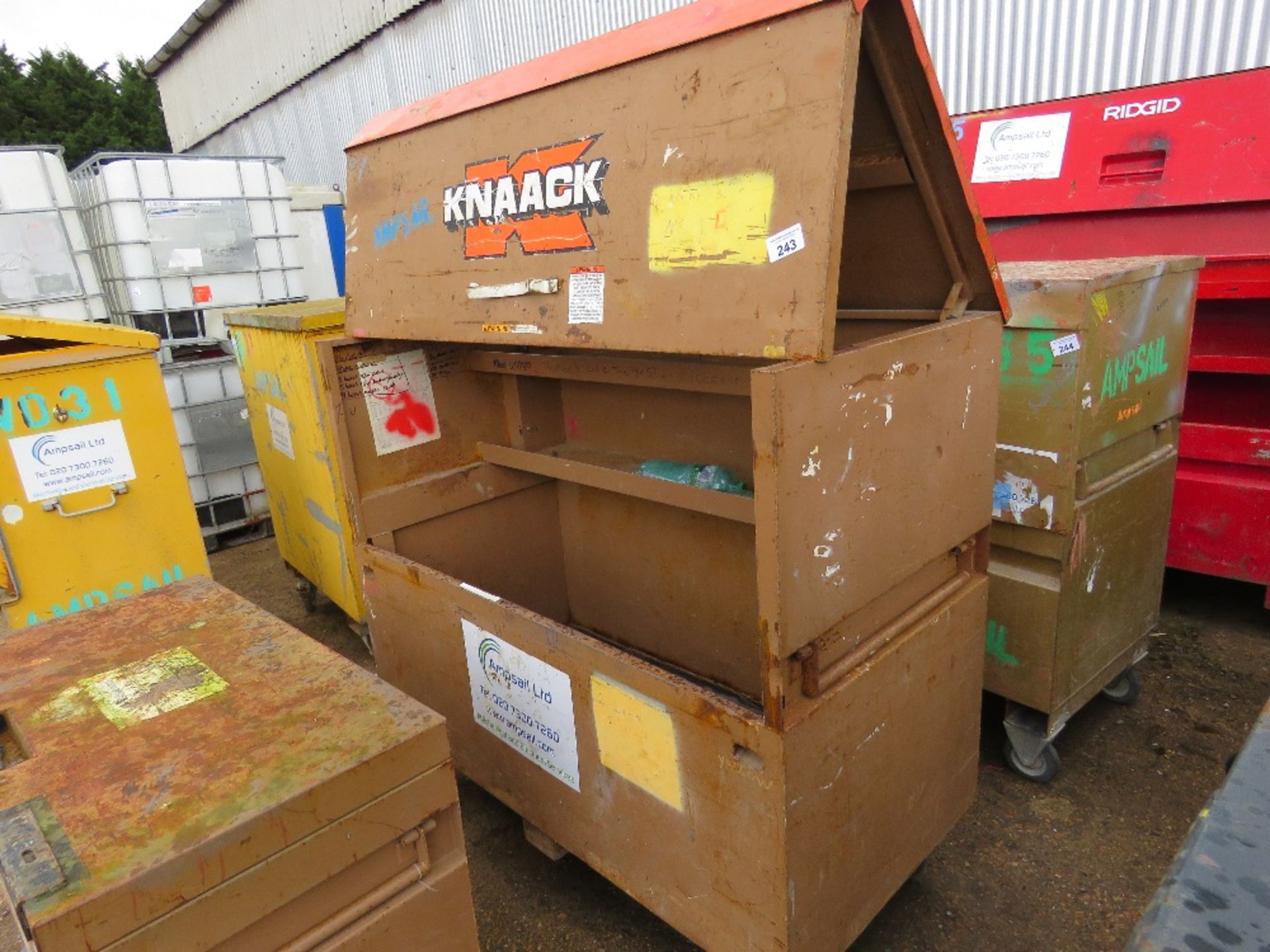 KNAAK / RIDGID STOREMASTER 89 TYPE EXTRA LARGE HEAVY DUTY TOOL VAULT / TOOL BOX, UNLOCKED, NO KEYS. - Image 3 of 3