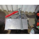 TILE CUTTING SAWBENCH WITH 4NO BLADES.