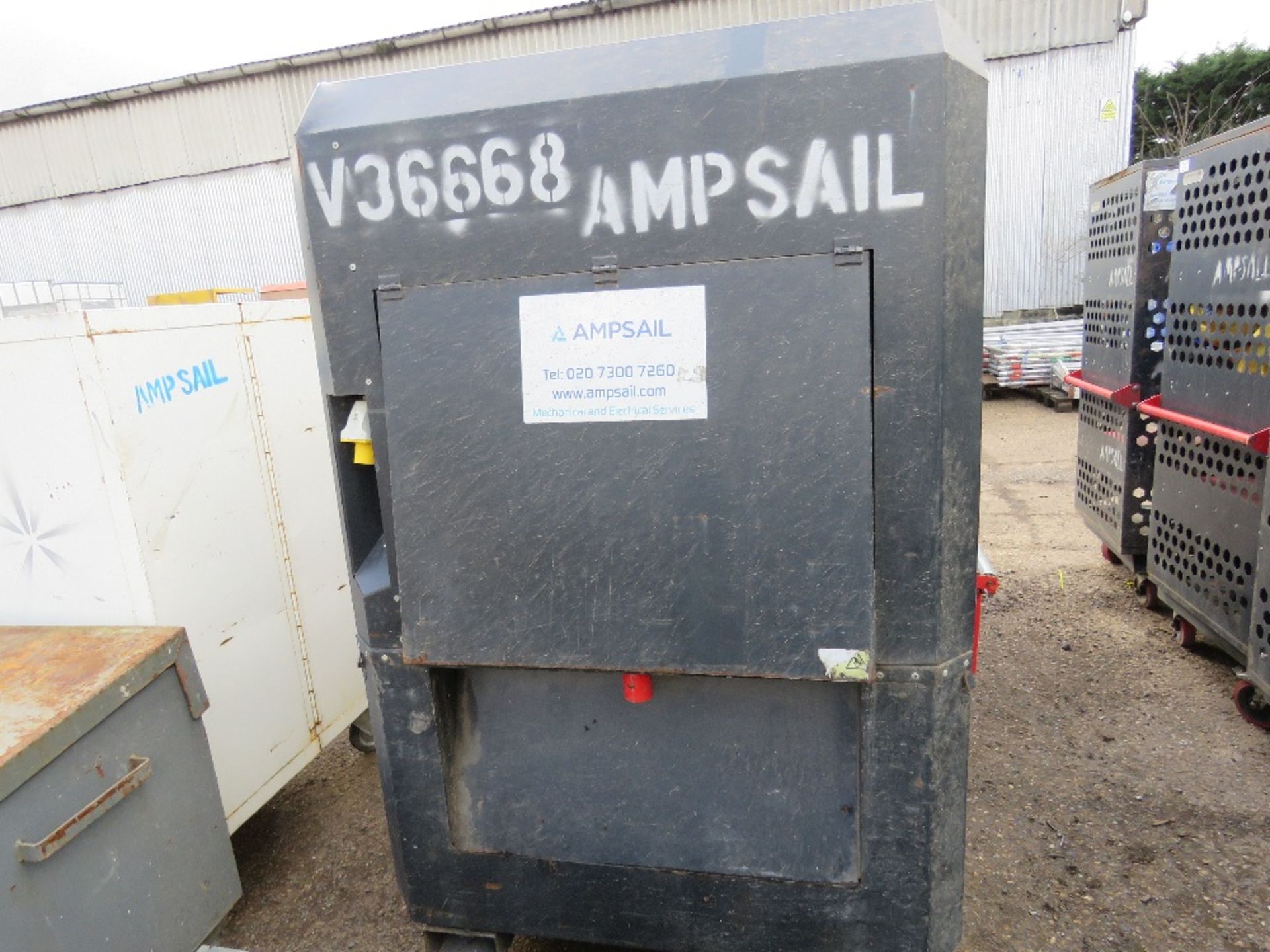 ARMORGARD CUTTING STATION WHEELED CABINET, NO KEY. SOURCED FROM COMPANY LIQUIDATION. - Image 2 of 4