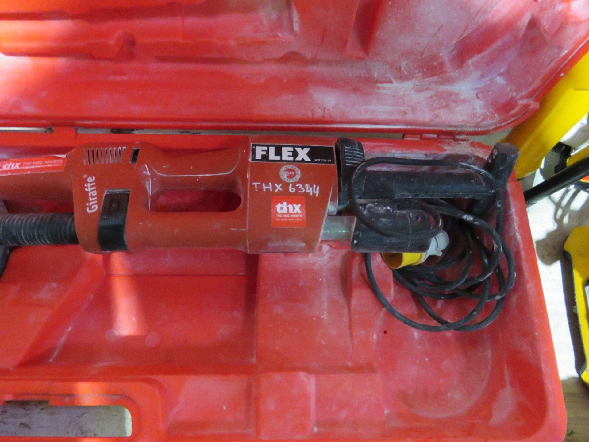 FLEX GIRAFFE CEILING POLE SANDER IN A CASE, 110VOLT. THX6344 - Image 3 of 6