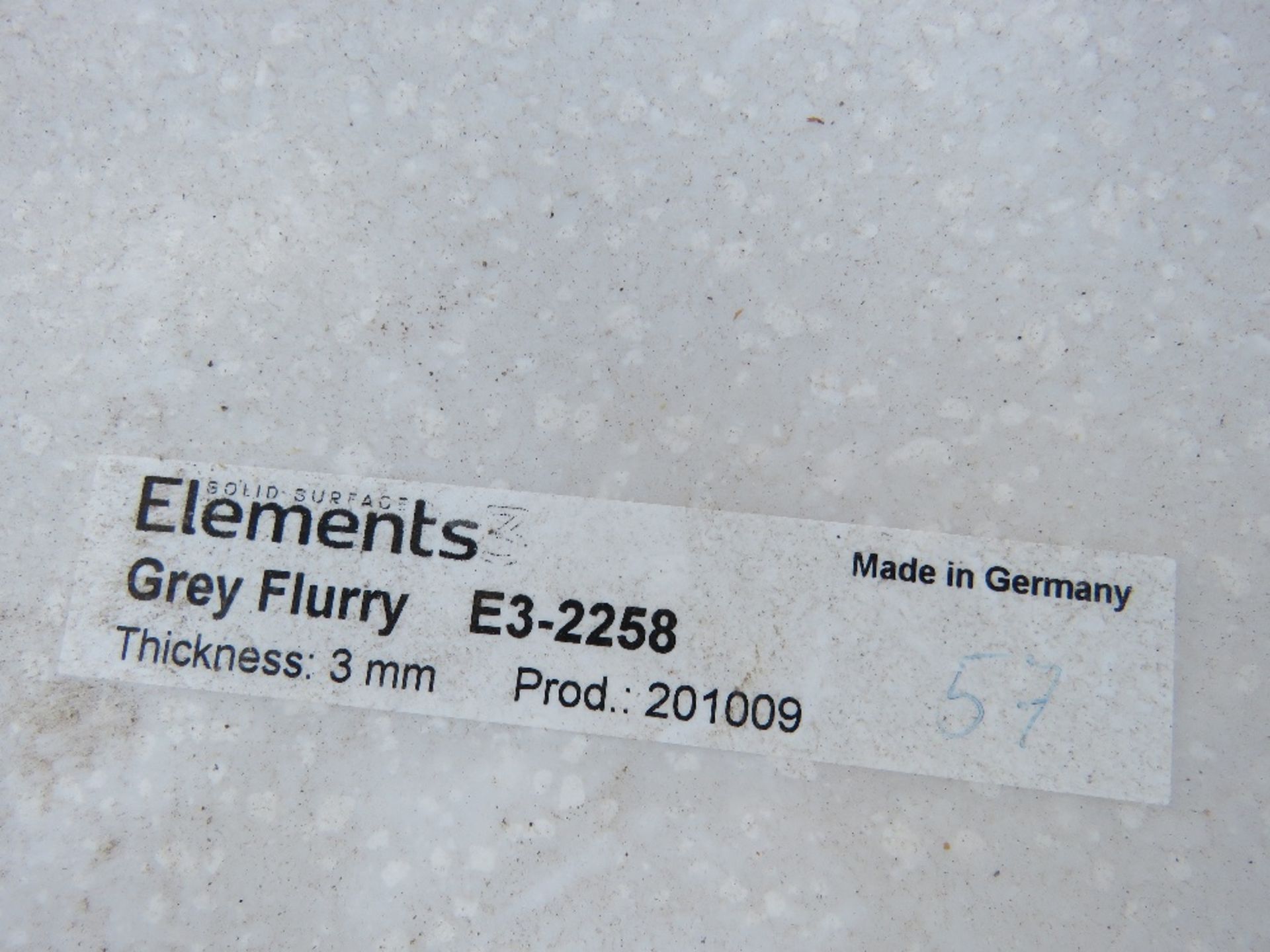 LARGE PALLET OF WORKTOP FACING SHEETS 3MM THICK 1.68M X 1.27M APPROX. LIKE FORMICA. - Image 3 of 5