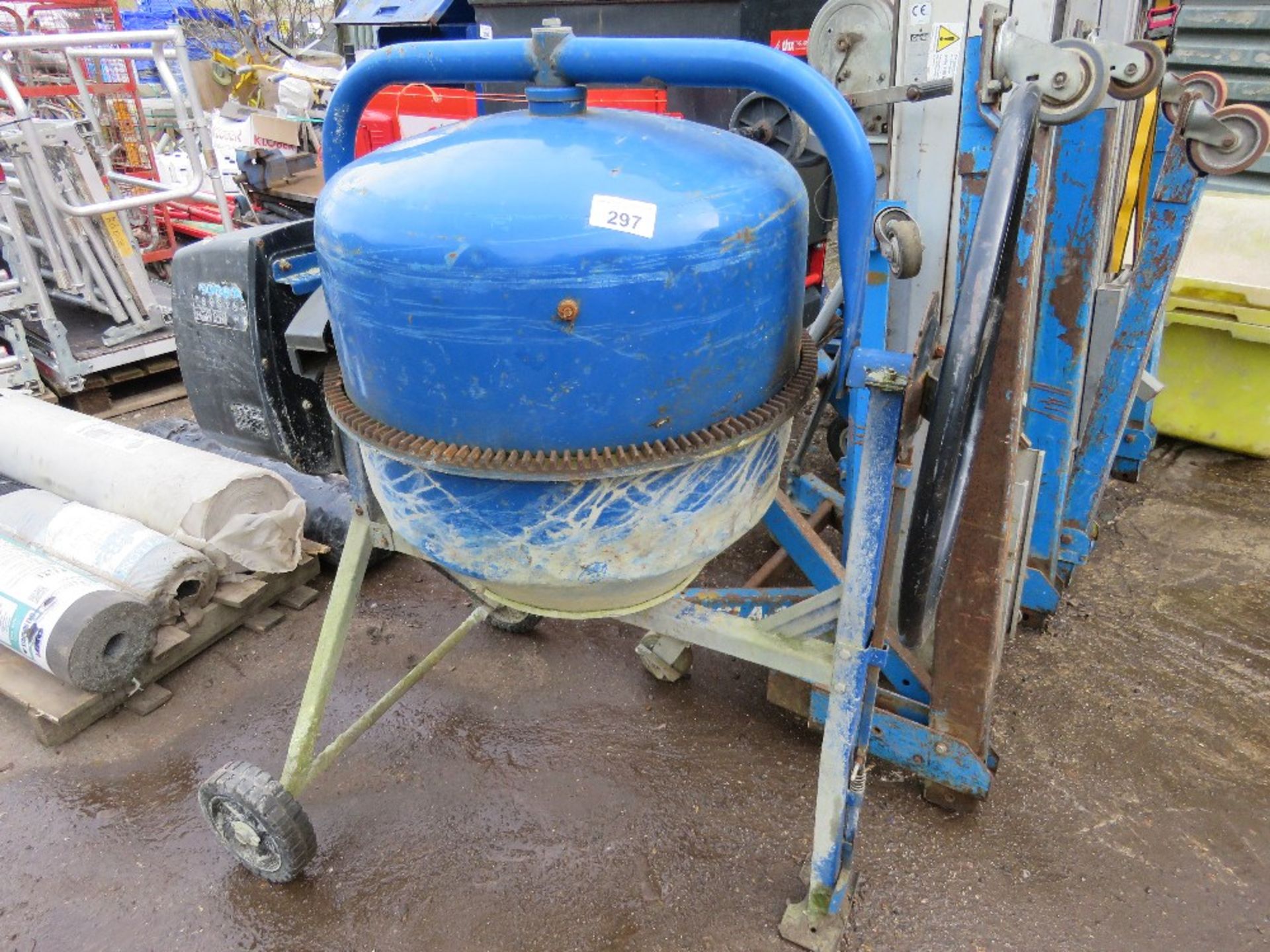 STEPPACH 180 CEMENT MIXER, 240VOLT POWERED. DIRECT FROM LOCAL RETIRING BUILDER. THIS LOT IS SOLD