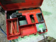 HILTI DX450 NAIL GUN.