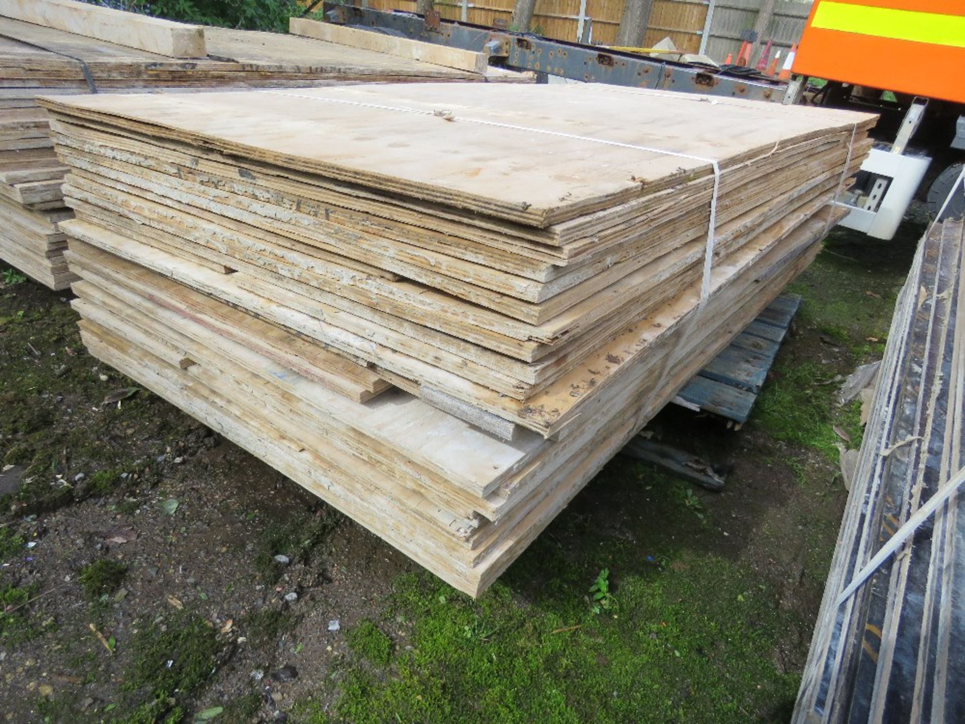 STACK OF APPROXIMATELY 27NO PRE USED PLYWOOD SHEETS, ASSORTED SIZES, FULL AND PART SHEETS. SOURCED F