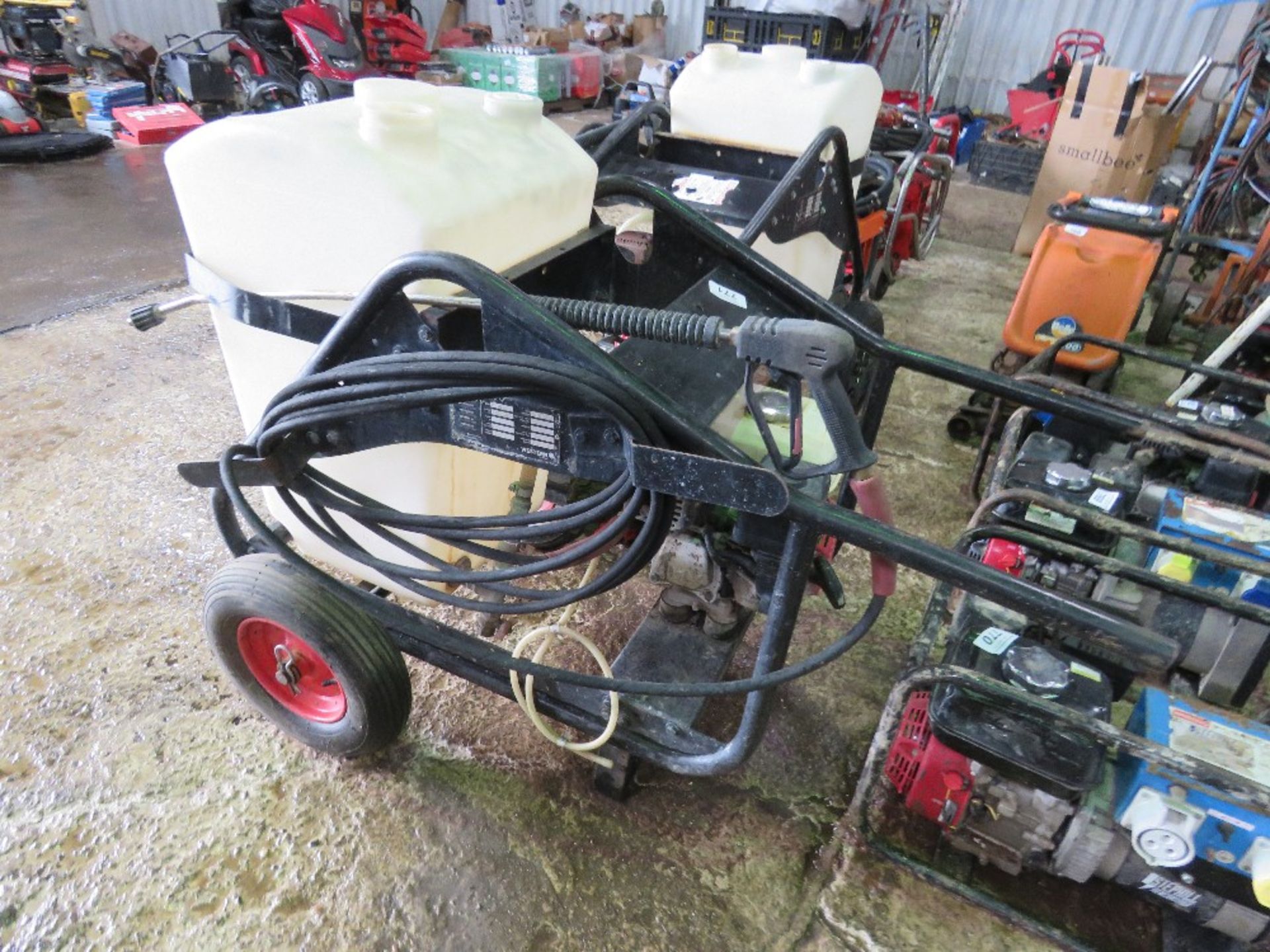 WESTERN PT105 HONDA ENGINED PRESSURE WASHER BARROW WITH HONDA ENGINE, HOSE AND LANCE. - Bild 6 aus 7