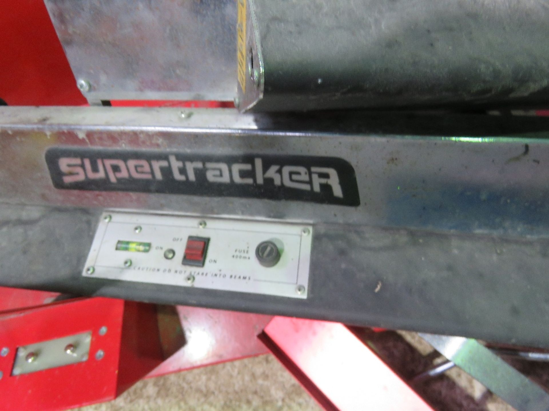 SUPERTRACKER WHEEL ALIGNMENT SET WITH SWIVEL PLATES ETC. SOURCED FROM GARAGE COMPANY LIQUIDATION. - Image 8 of 8