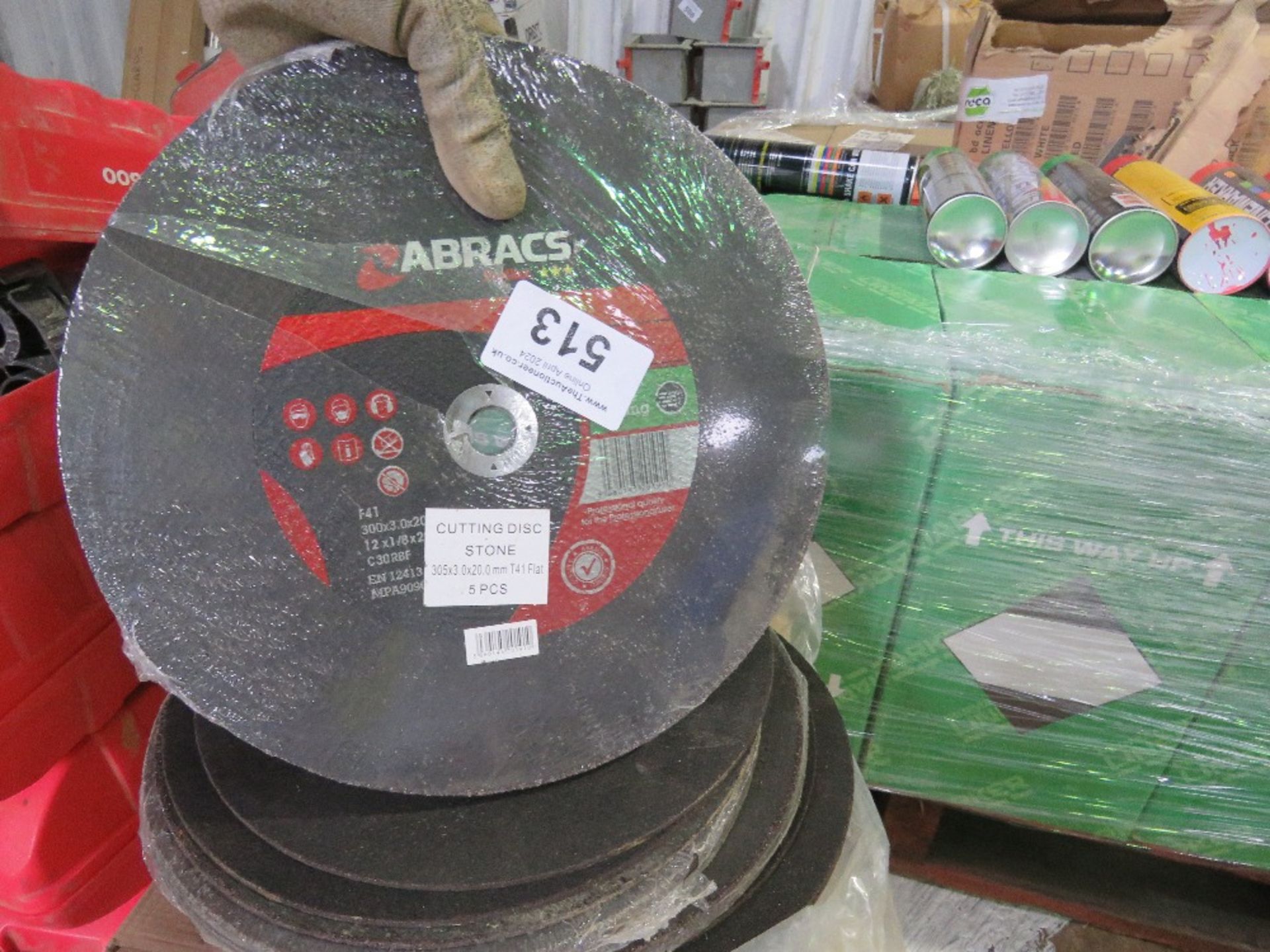 LARGE QUANTITY OF STONE AND STEEL CUTTING/GRINDING DISCS, 300MM DIAMETER. SOURCED FROM COMPANY LIQUI - Bild 3 aus 3