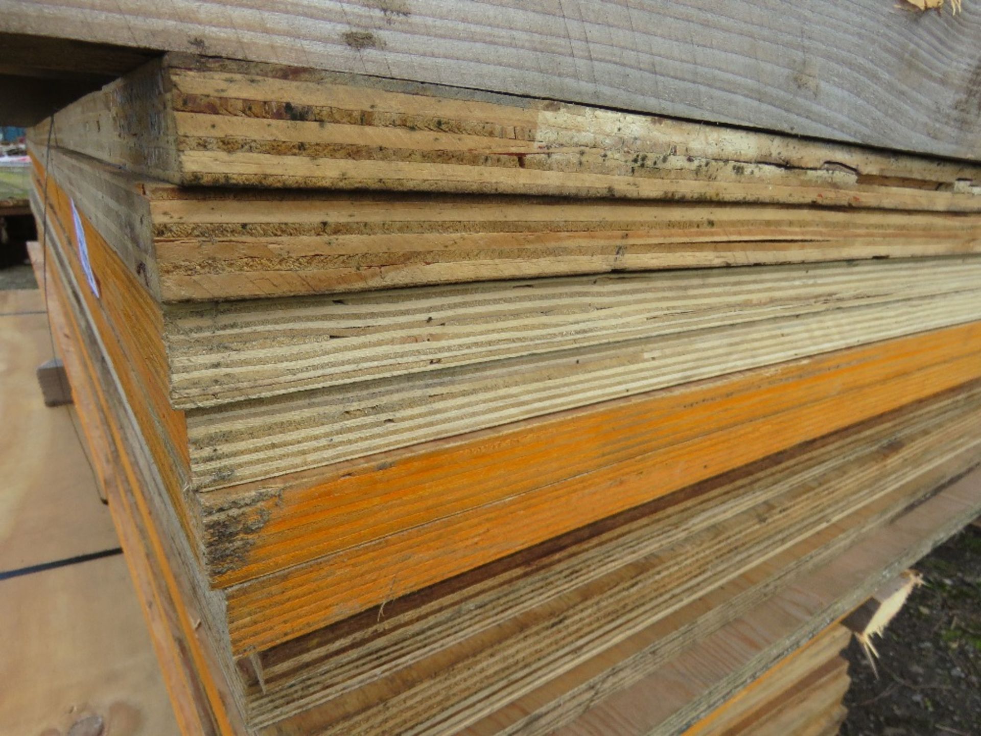 STACK OF APPROXIMATELY 14NO HEAVY DUTY 25-30MM APPROX PLYWOOD SHEETS 1.0M X 2.20M SIZE APPROX. - Image 2 of 4