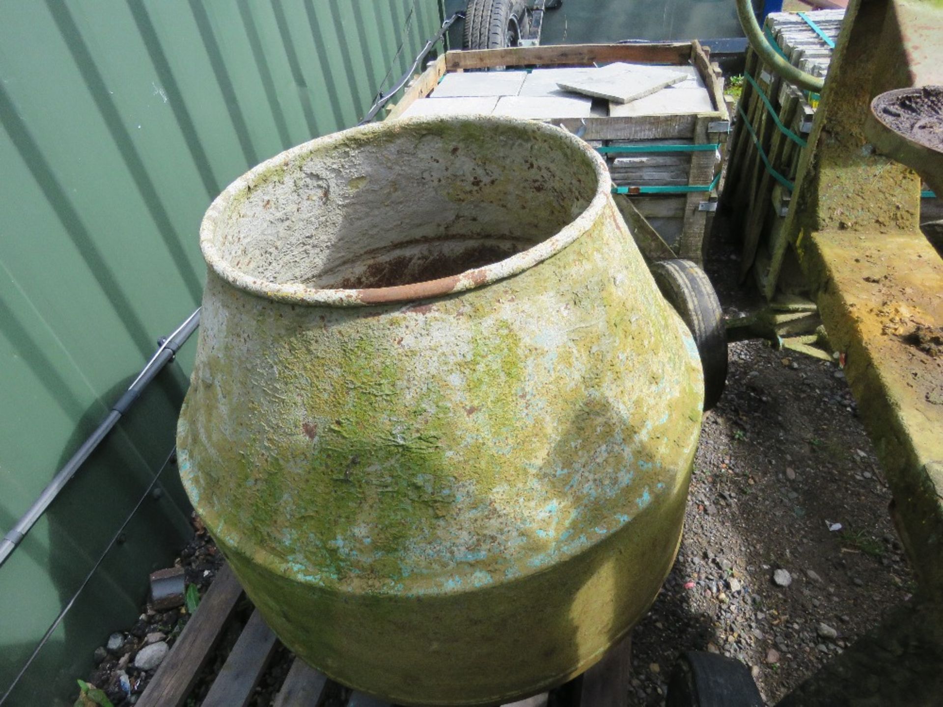 YANMAR DIESEL CEMENT MIXER, WITH DRUM DETACHED. - Image 5 of 6