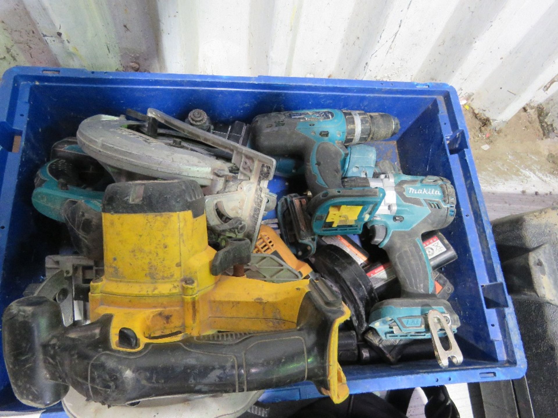 QUANTITY OF BATTERY POWERED TOOLS, AS SHOWN.....THIS LOT IS SOLD UNDER THE AUCTIONEERS MARGIN SCHEME - Image 3 of 4