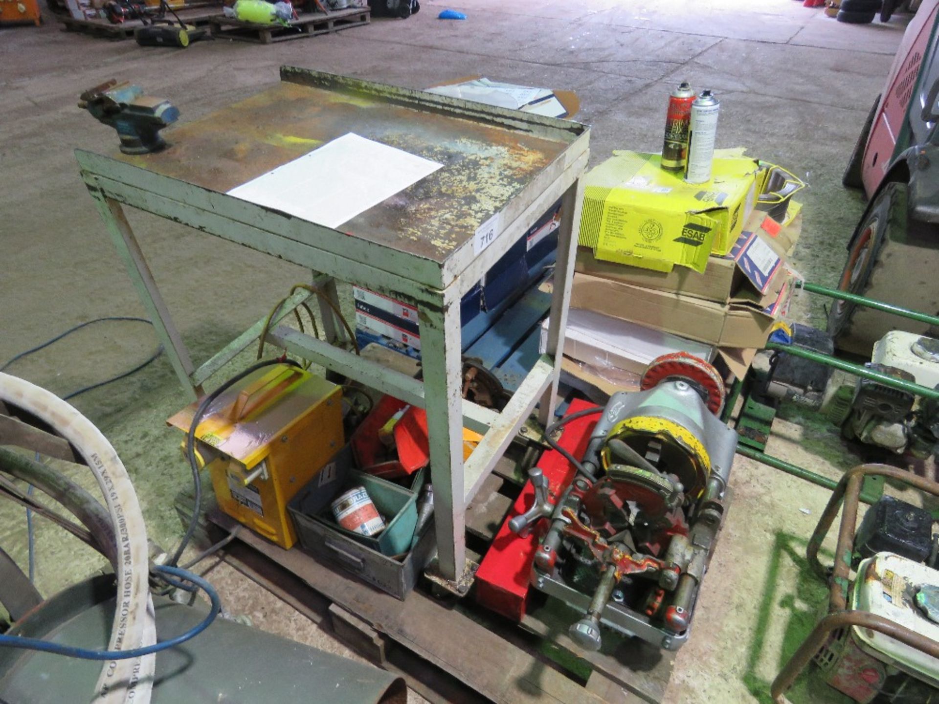 REX 110VOLT PIPE THREADER WITH TRANSFORMER, WHEELED TABLE AND TOOLING ETC AS SHOWN.....THIS LOT IS S