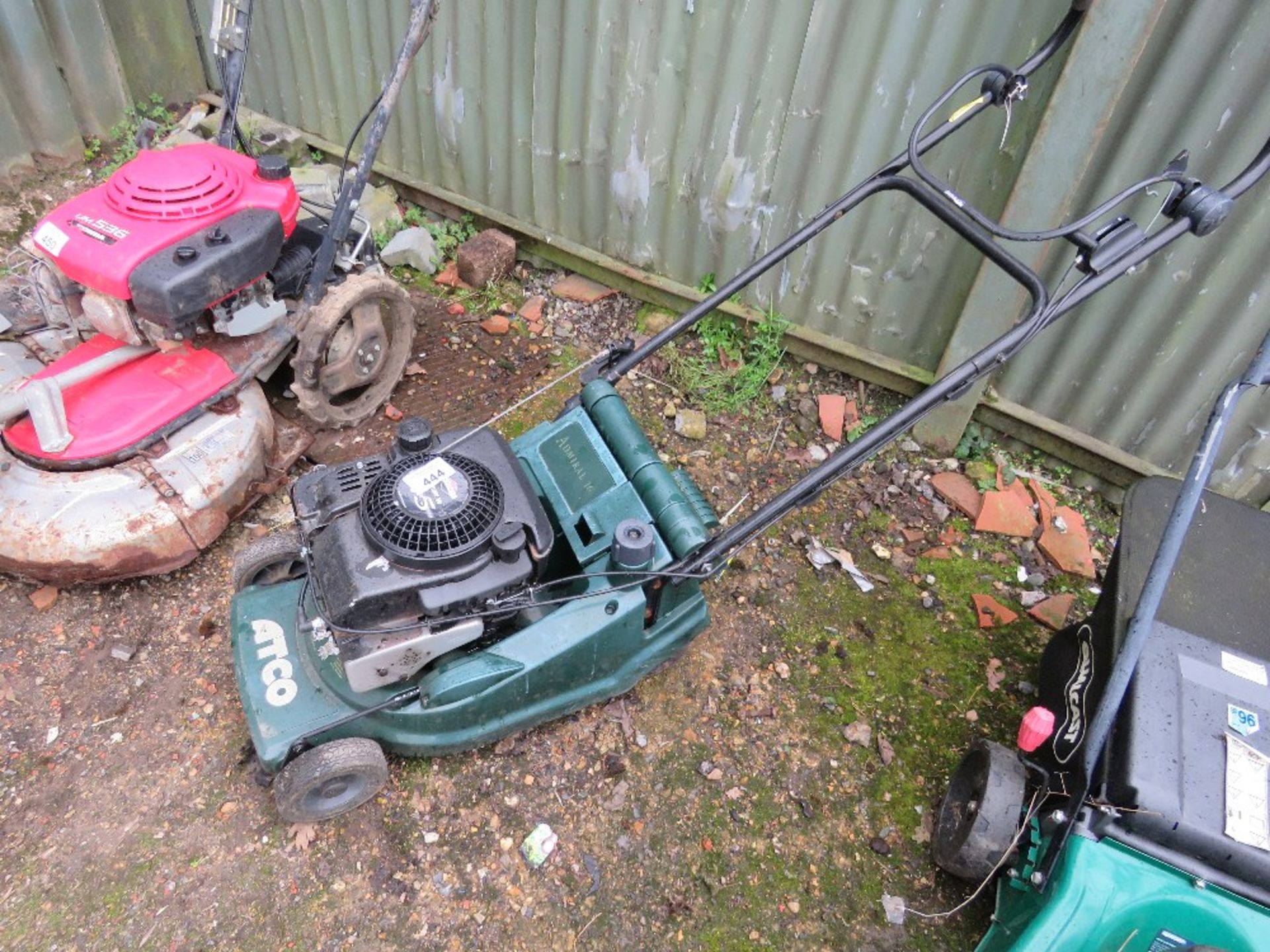 ATCO PETROL ENGINED ROLLER LAWNMOWER , NO COLLECTOR. THIS LOT IS SOLD UNDER THE AUCTIONEERS MARGIN - Image 2 of 4