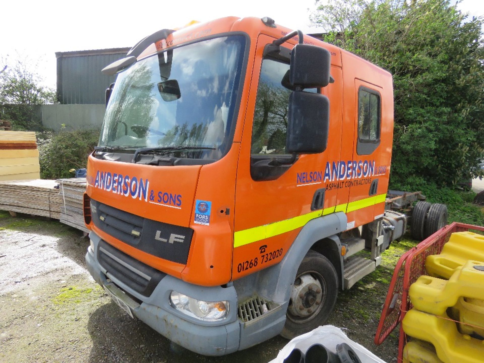 DAF LF45.160 08E CREW CAB LORRY 7500KG RATED. REG: SE08 NBO WITH V5 WHEN TESTED WAS SEEN TO RUN, D - Image 3 of 8