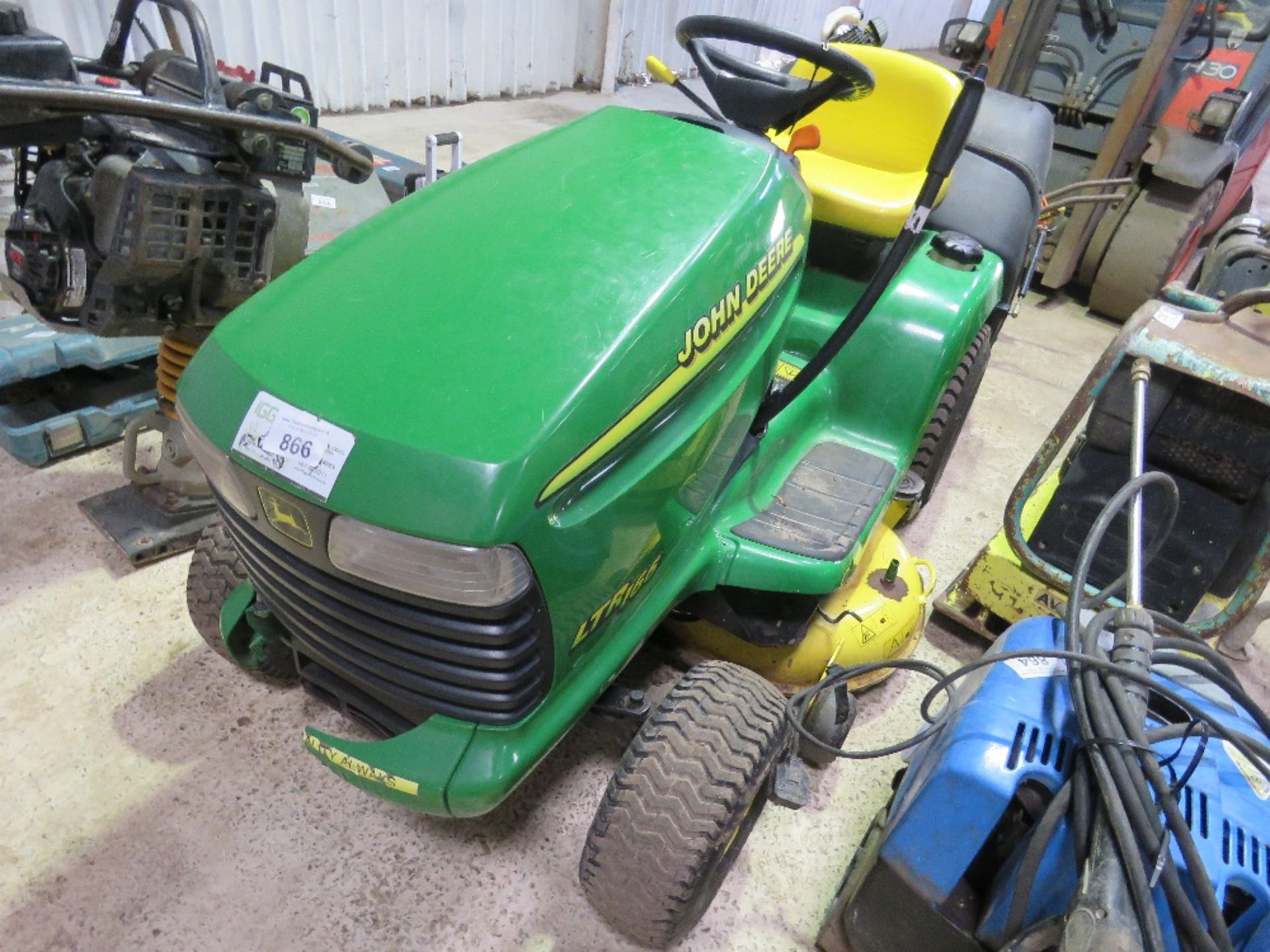 JOHN DEERE LTR166 RIDE ON MOWER. WHEN TESTED WAS SEEN TO RUN AND DRIVE BUT MOWER NOT ENGAGING (NO BE