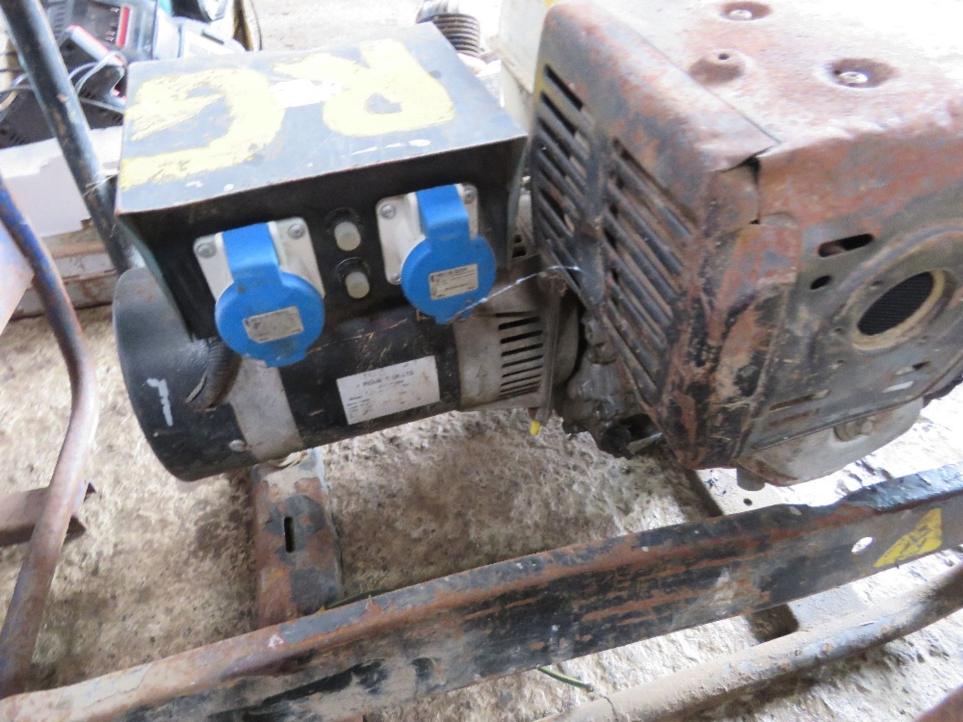 HONDA POWERED 9HP DUAL VOLTAGE PETROL ENGINED GENERATOR. - Image 4 of 4