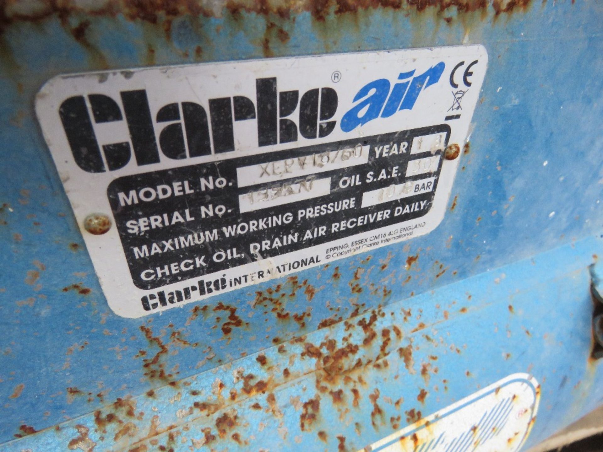 CLARKE 240VOLT COMPRESSOR. - Image 4 of 4