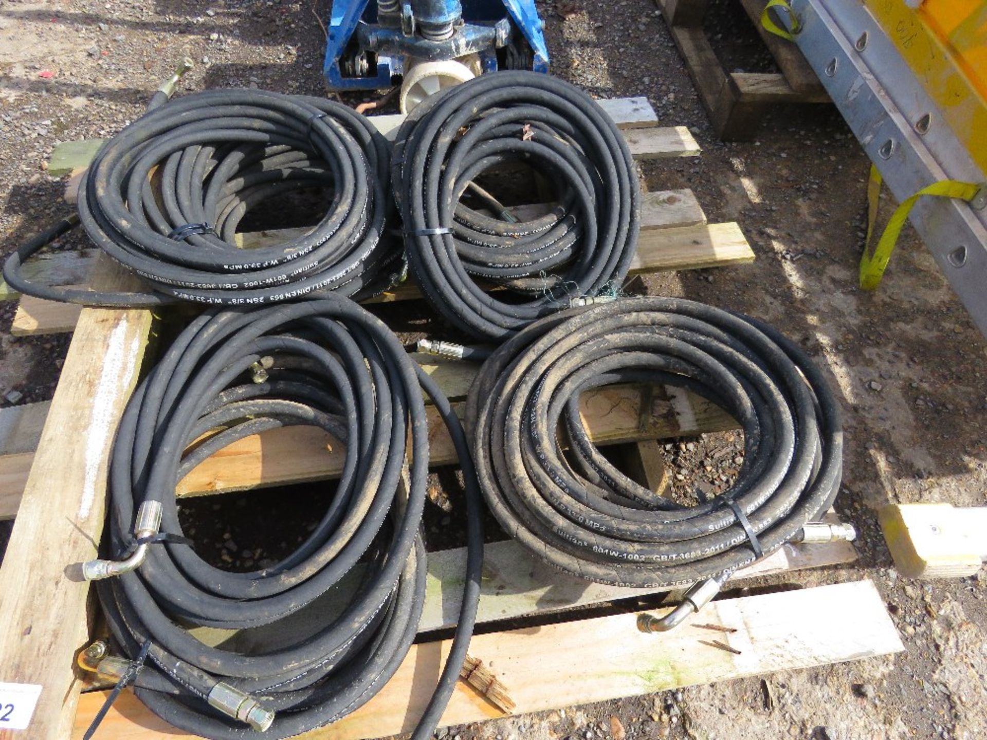 10NO UNUSED HYDRAULIC HOSES 8.5M LENGTH.