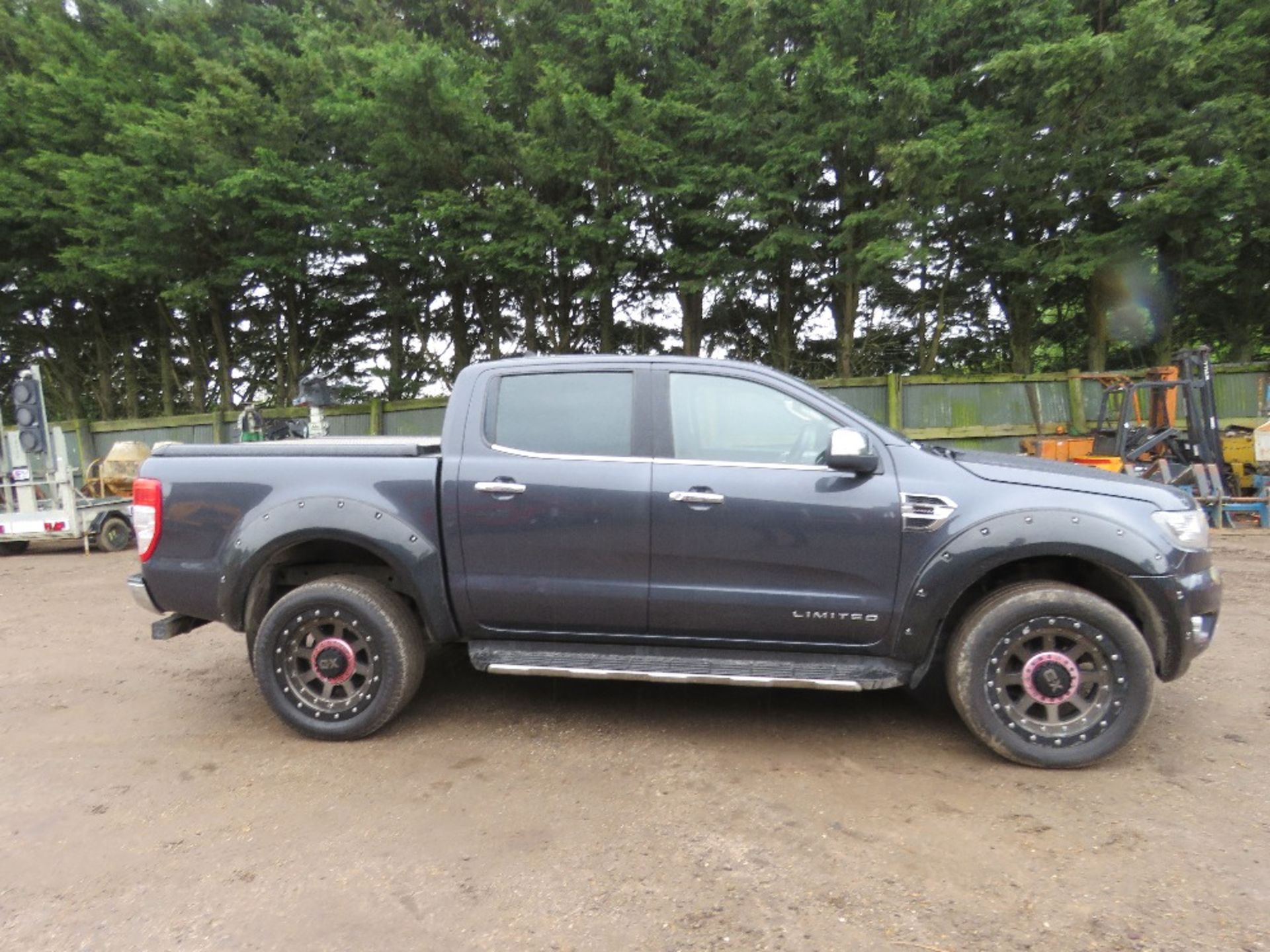 FORD RANGER LIMITED EDITION DOUBLE CAB PICKUP, AUTOMATIC, REG:YR70 LGF. 110,287 REC MILES. 2 LITRE - Image 3 of 15