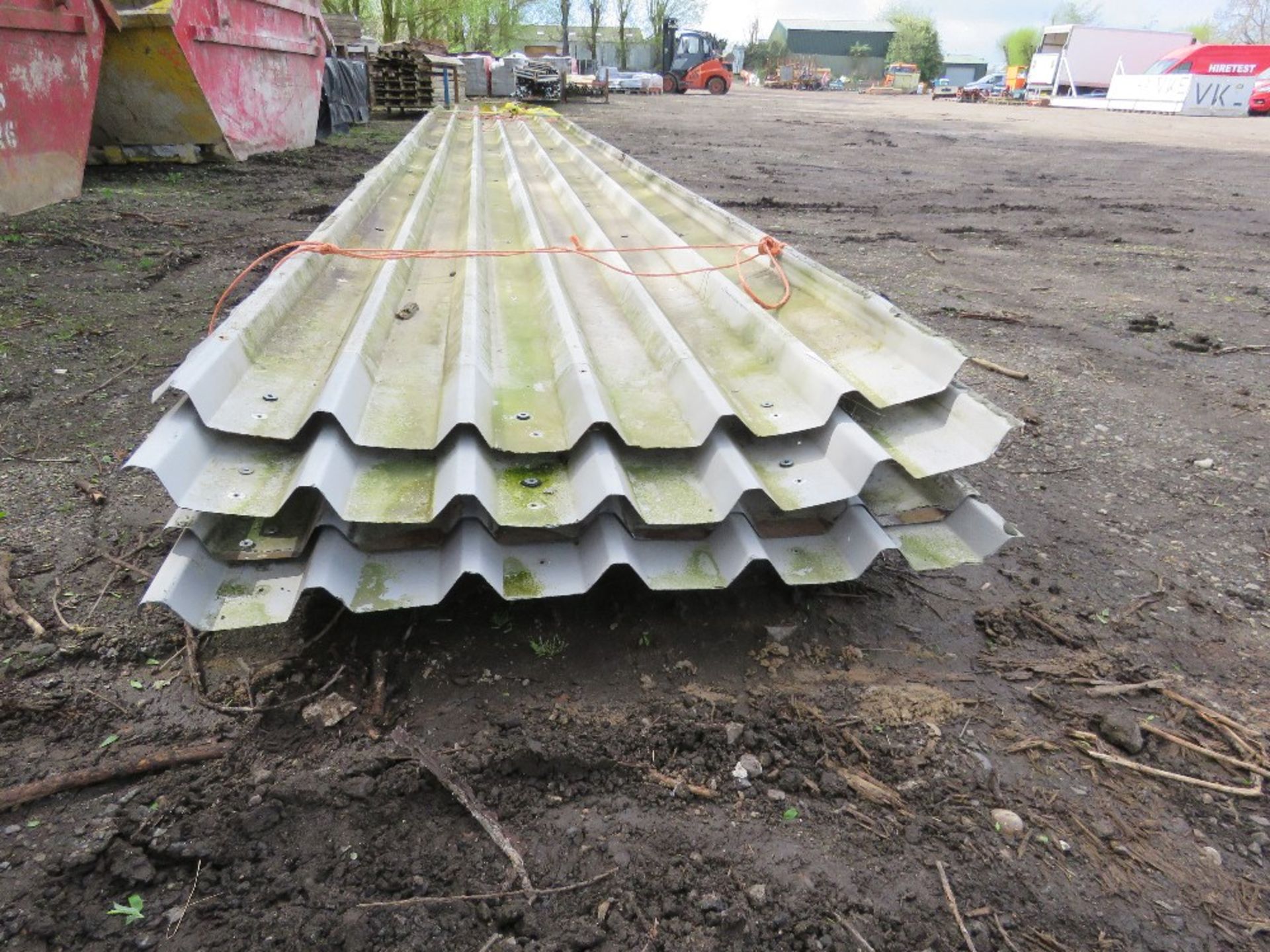 STACK OF PRE USED BOX PROFILE ROOF SHEETS. 0.97M WIDTH APPROX. LENGTHS UP TO 7M. - Image 5 of 6
