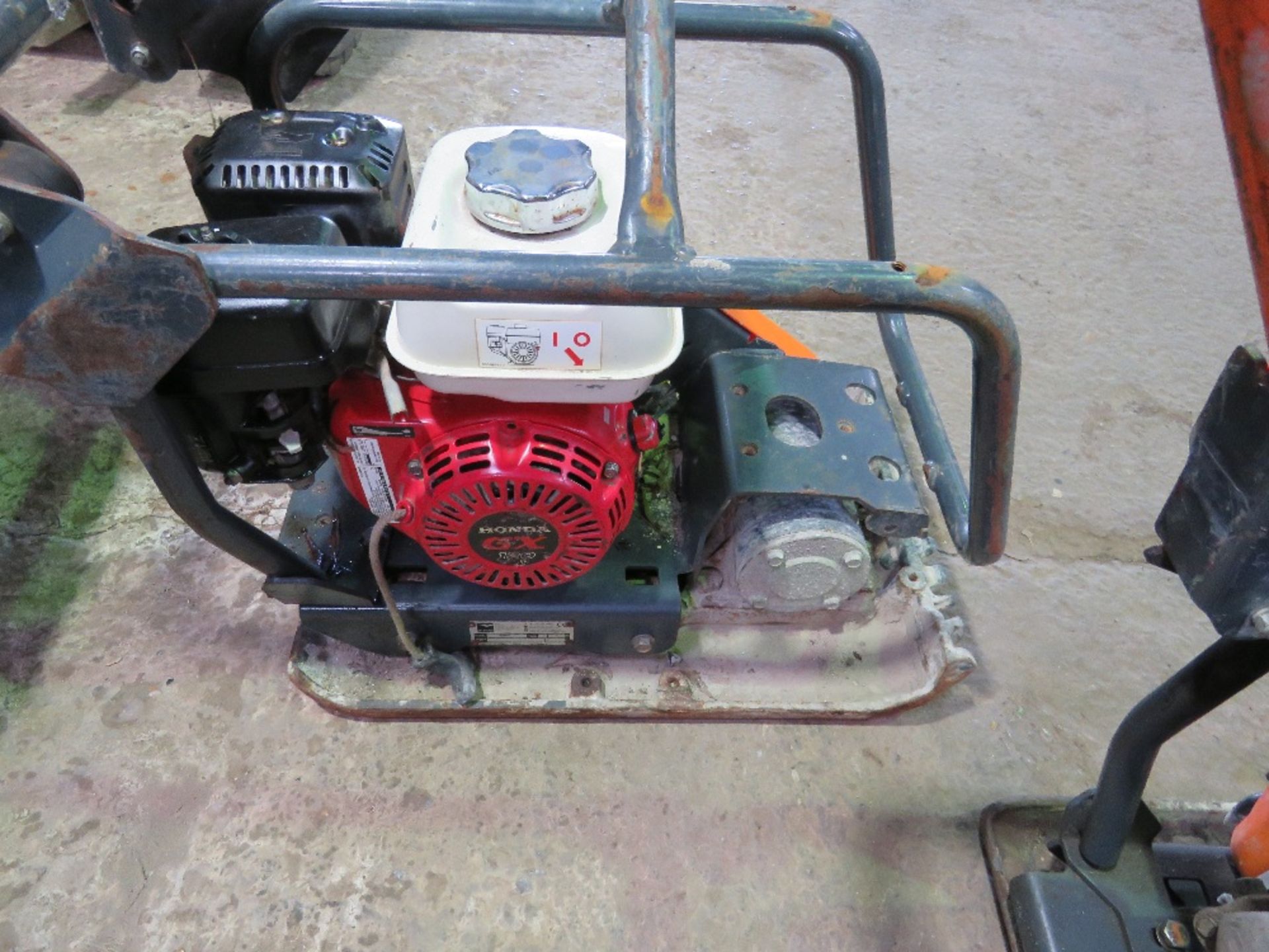 ALTRAD / BELLE HEAVY DUTY PETROL ENGINED COMPACTION PLATE.
