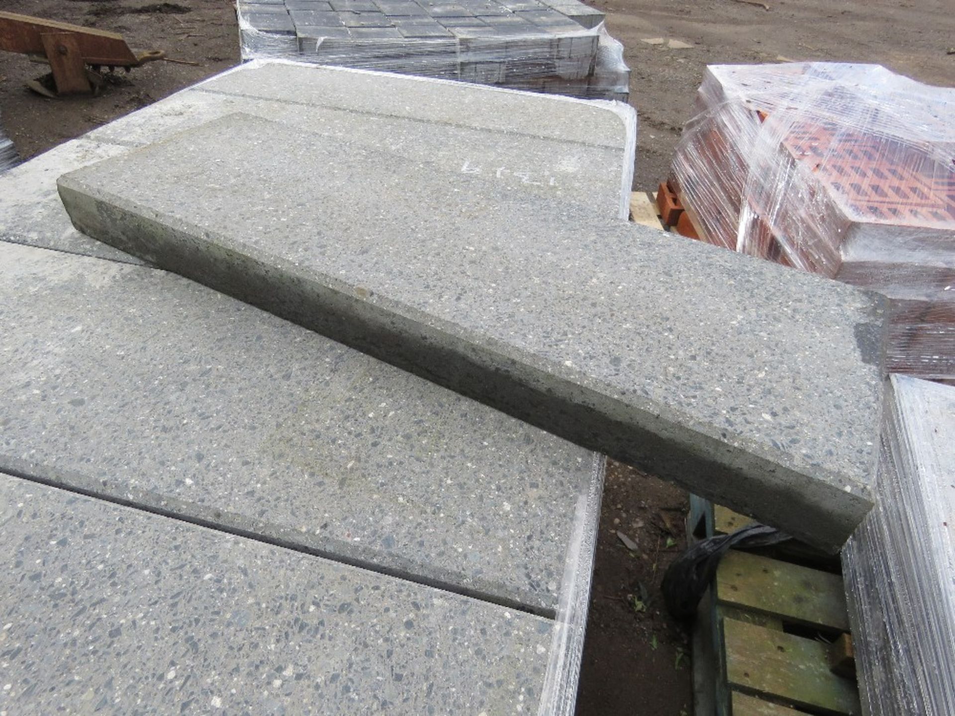 3 X PALLETS OF HEAVY DUTY RECTANGULAR BLOCK PAVERS 600MM X 20MM APPROX. - Image 8 of 11