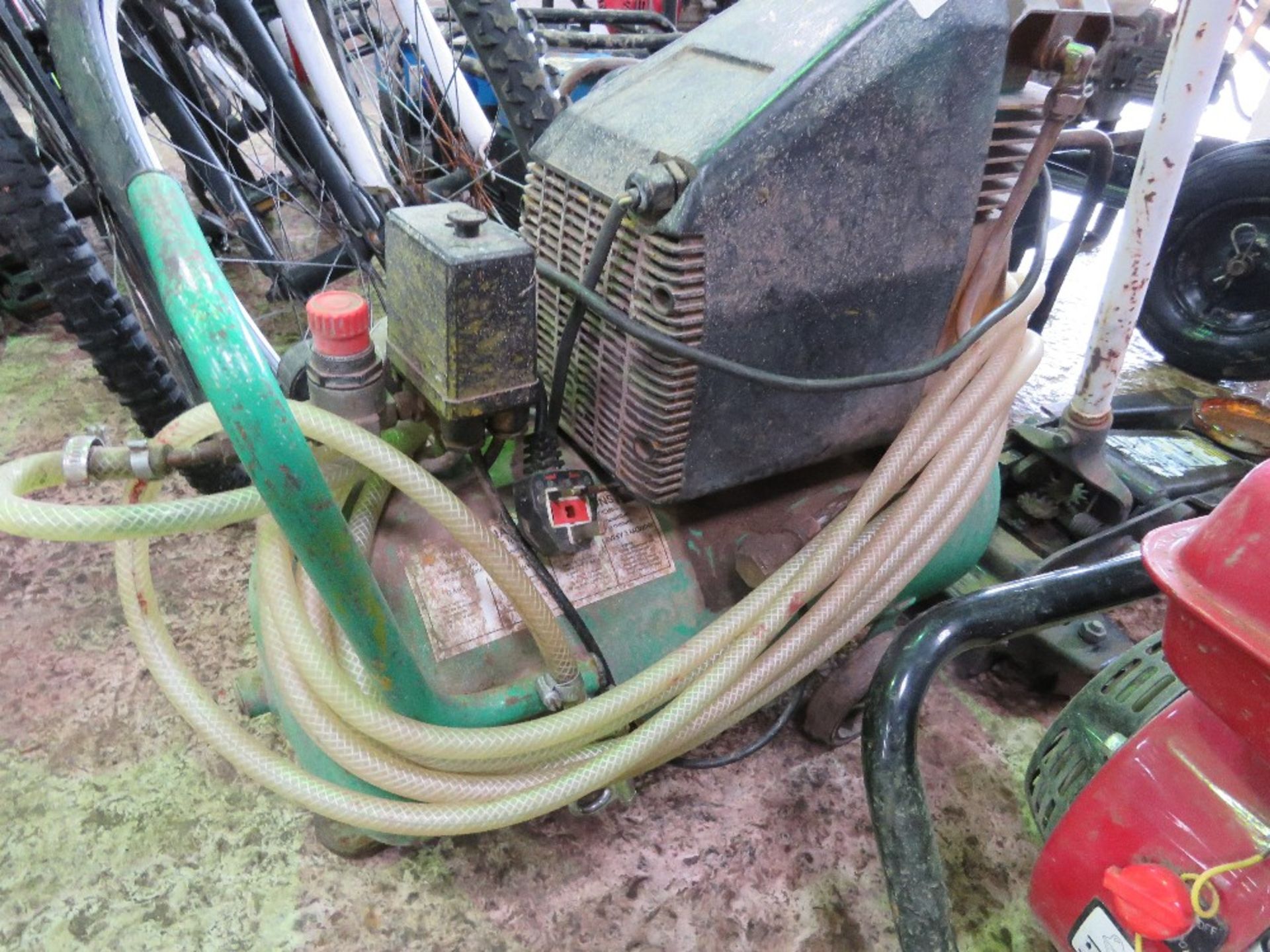 SMALL 240VOLT AIR COMPRESSOR.....THIS LOT IS SOLD UNDER THE AUCTIONEERS MARGIN SCHEME, THEREFORE NO