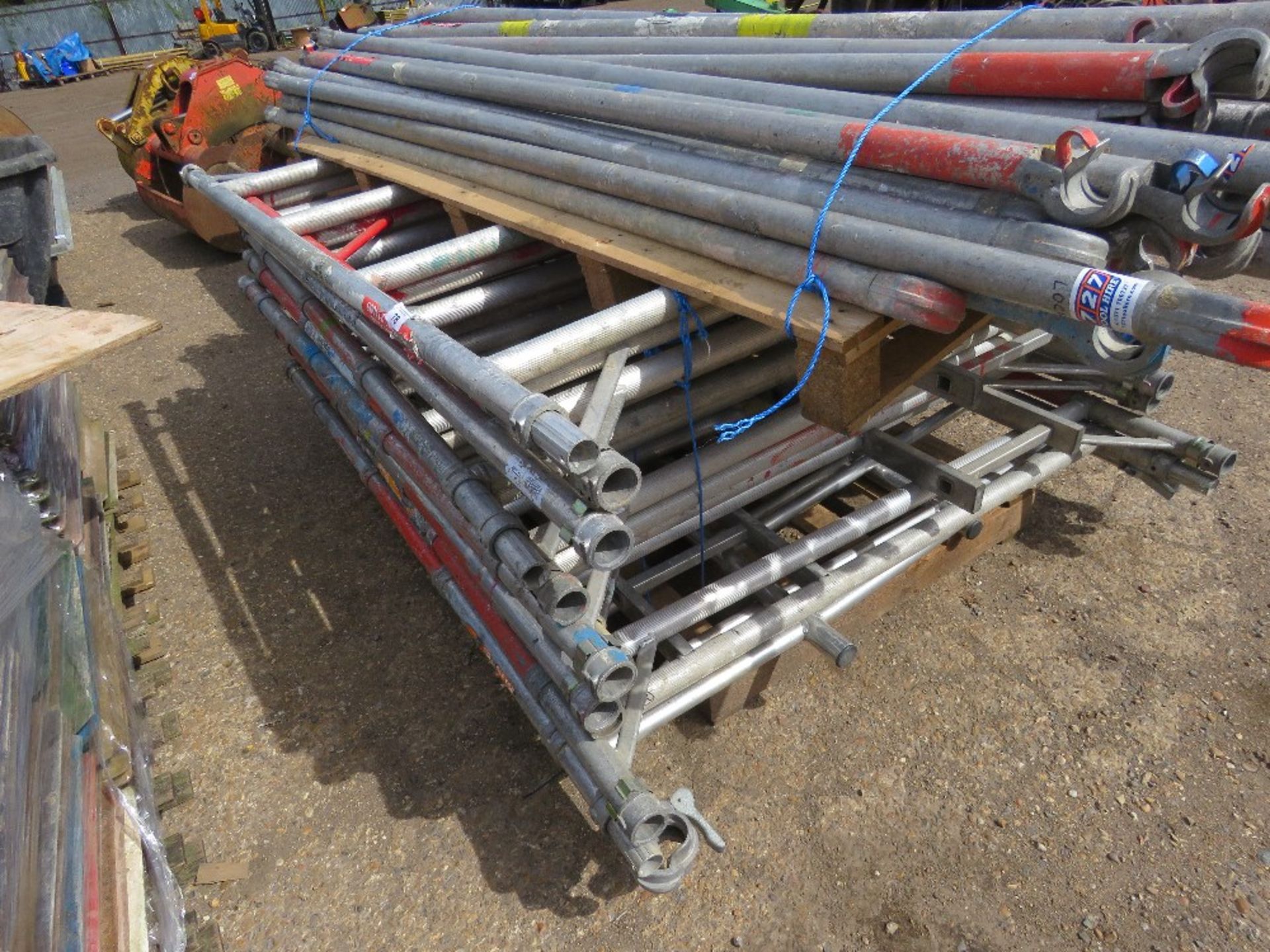 STACK OF ASSORTED SCAFFOLD TOWER PARTS INCLUDING 14NO DOUBLE FRAMES PLUS A SELECTION OF POLES AS SHW - Image 2 of 4