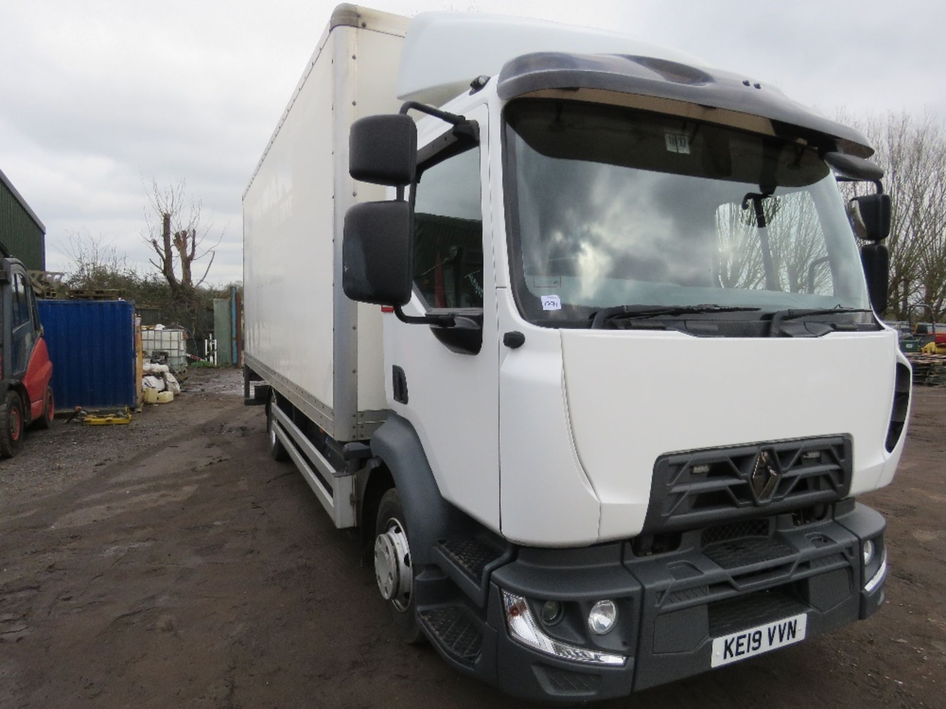 RENAULT D75 BOX LORRY REG:KE19 VVN. 7500KG RATED, DIRECT FROM LOCAL COMPANY WHO ARE SELLING DUE TO A - Image 2 of 16