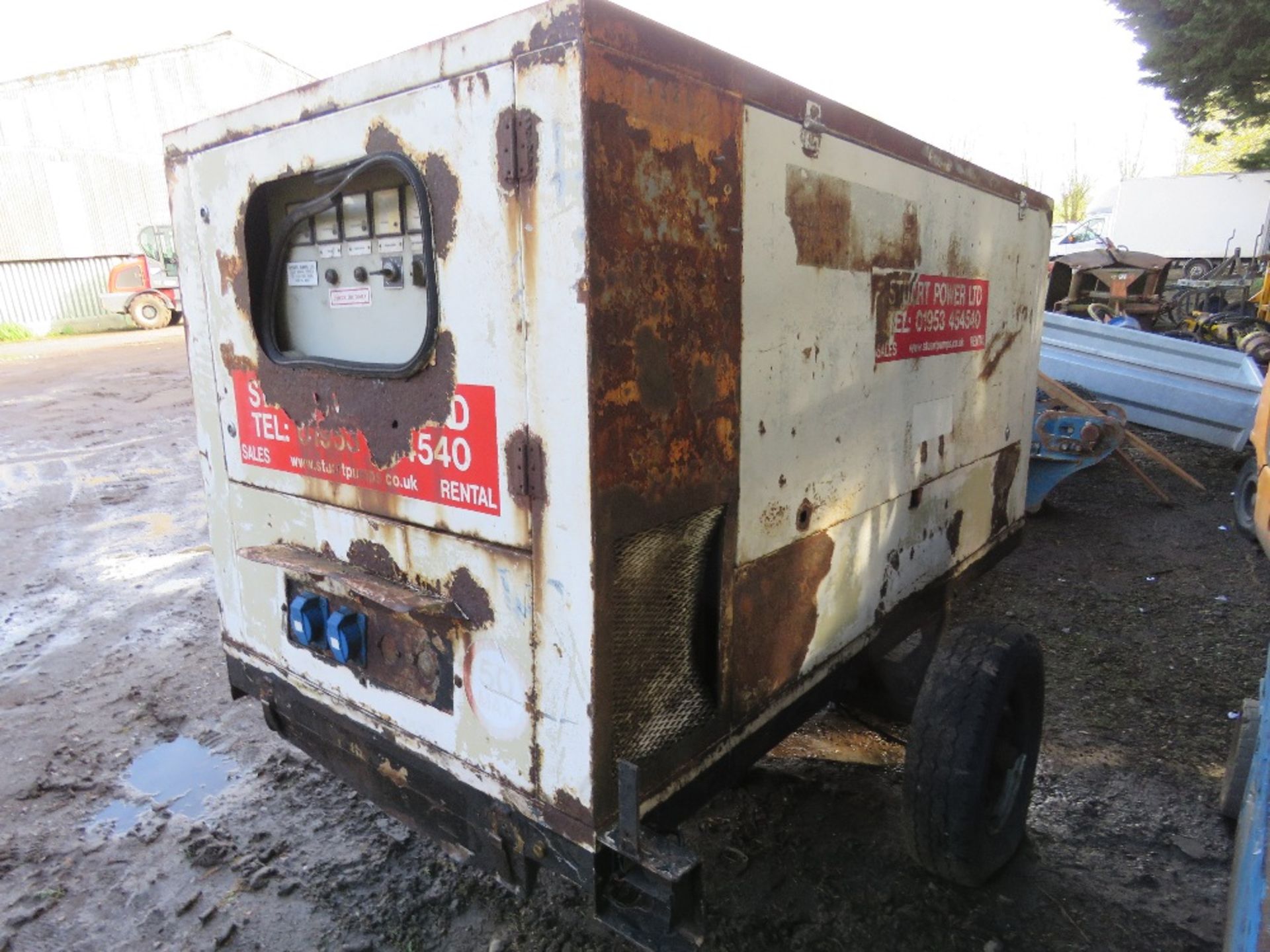 HATZ DIESEL ENGINED 20KVA TOWED GENERATOR SET, LEROY SOMER BACKEND FITTED. SOURCED FROM FARM CLOSURE - Image 4 of 14