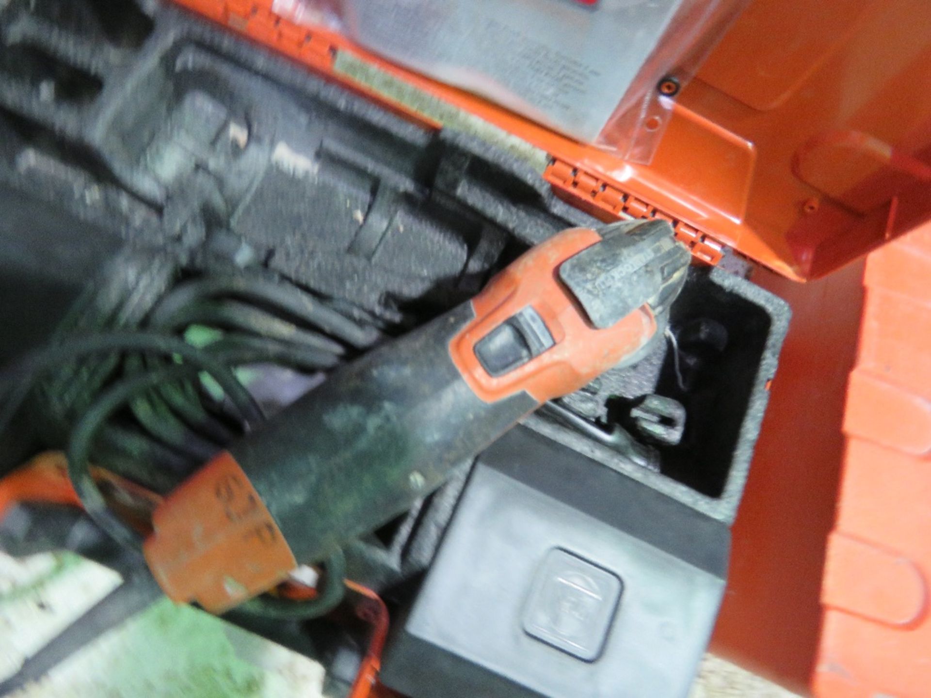 FEIN 110VOLT MULTI TOOL IN A BOX. DIRECT FROM LOCAL COMPANY. - Image 3 of 4